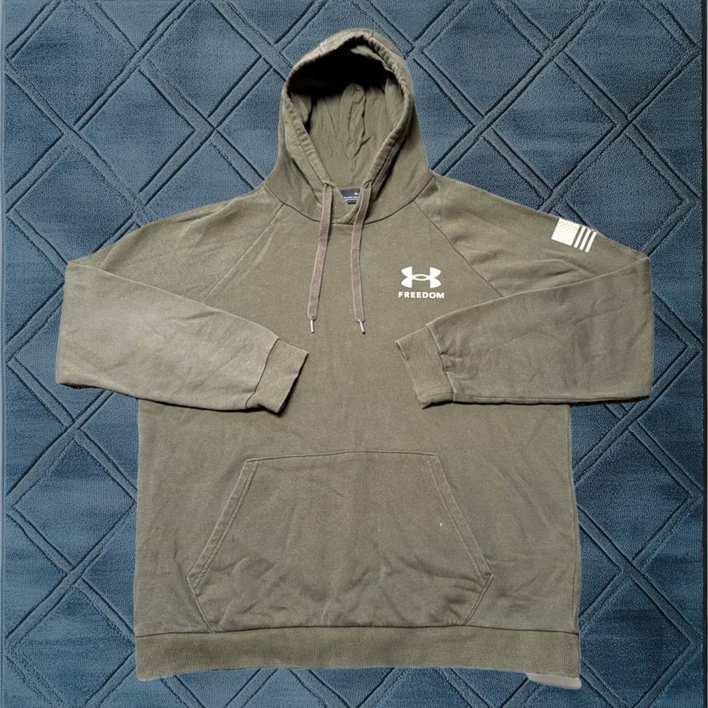 Under Armour Hoodie Mens 1XL Green Freedom Flag Usa Graphic Print Pullover Sweatshirt Military, Men's