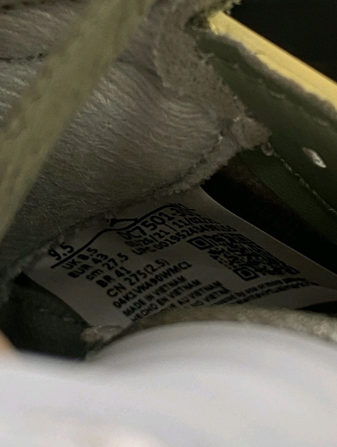 Jordan Brand Nike Air Jordan Retro 5 Jade Horizon DC7501300 Size 9.5 DS Size US 9.5 / EU 42-43 - 8 Thumbnail