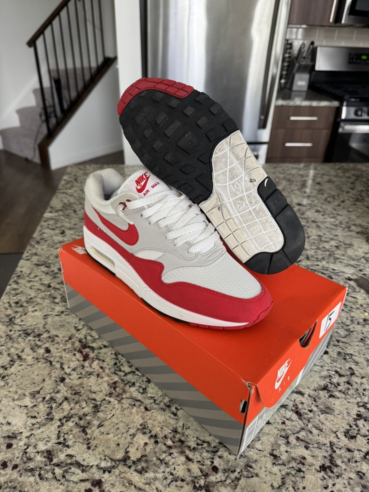 Nike Nike Air Max 1 “Anniversary Red” 2018 Size US 8 / EU 41 - 6 Thumbnail