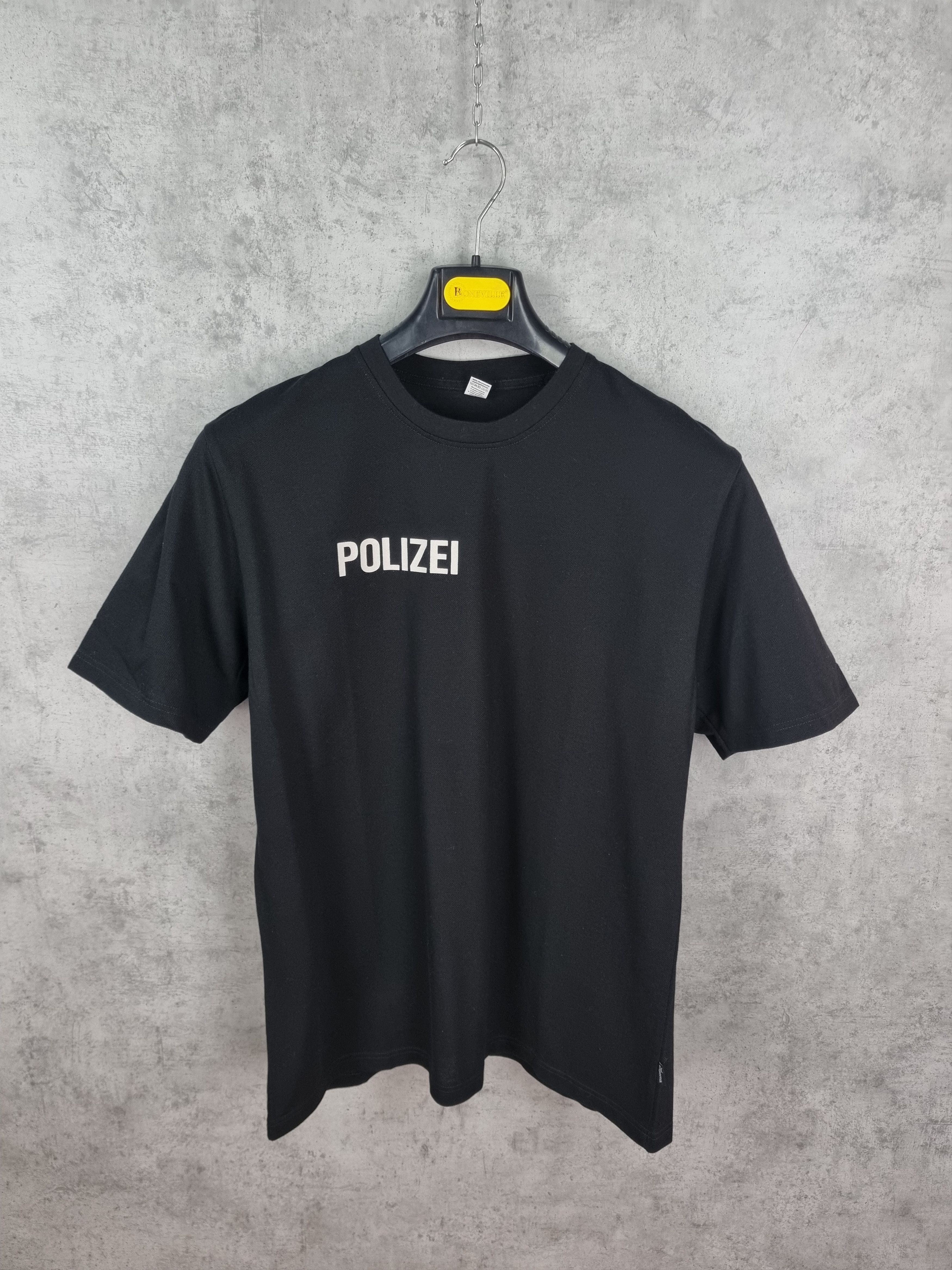Vintage 90s Polizei Print Tee Shirt Vetements Style seen on Kanye Size US L / EU 52-54 / 3 - 4 Thumbnail