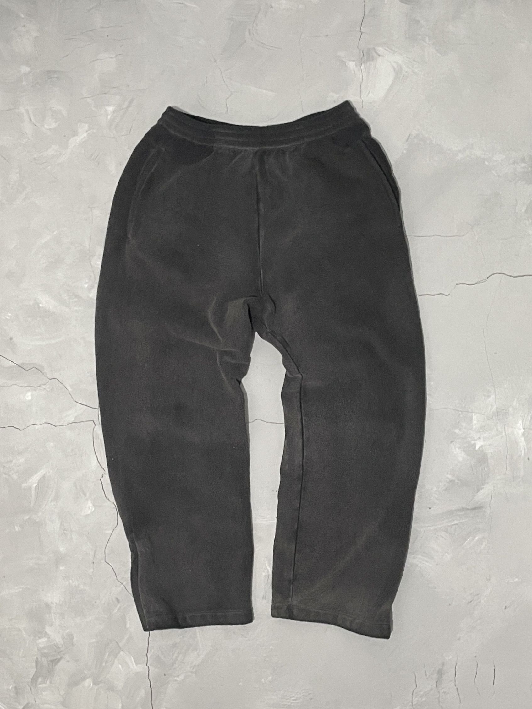 Balenciaga × Gap × Kanye West Unreleased YZY BALENCIAGA Polar Fleece Sweatpants Kanye West Size US 31 - 1 Thumbnail
