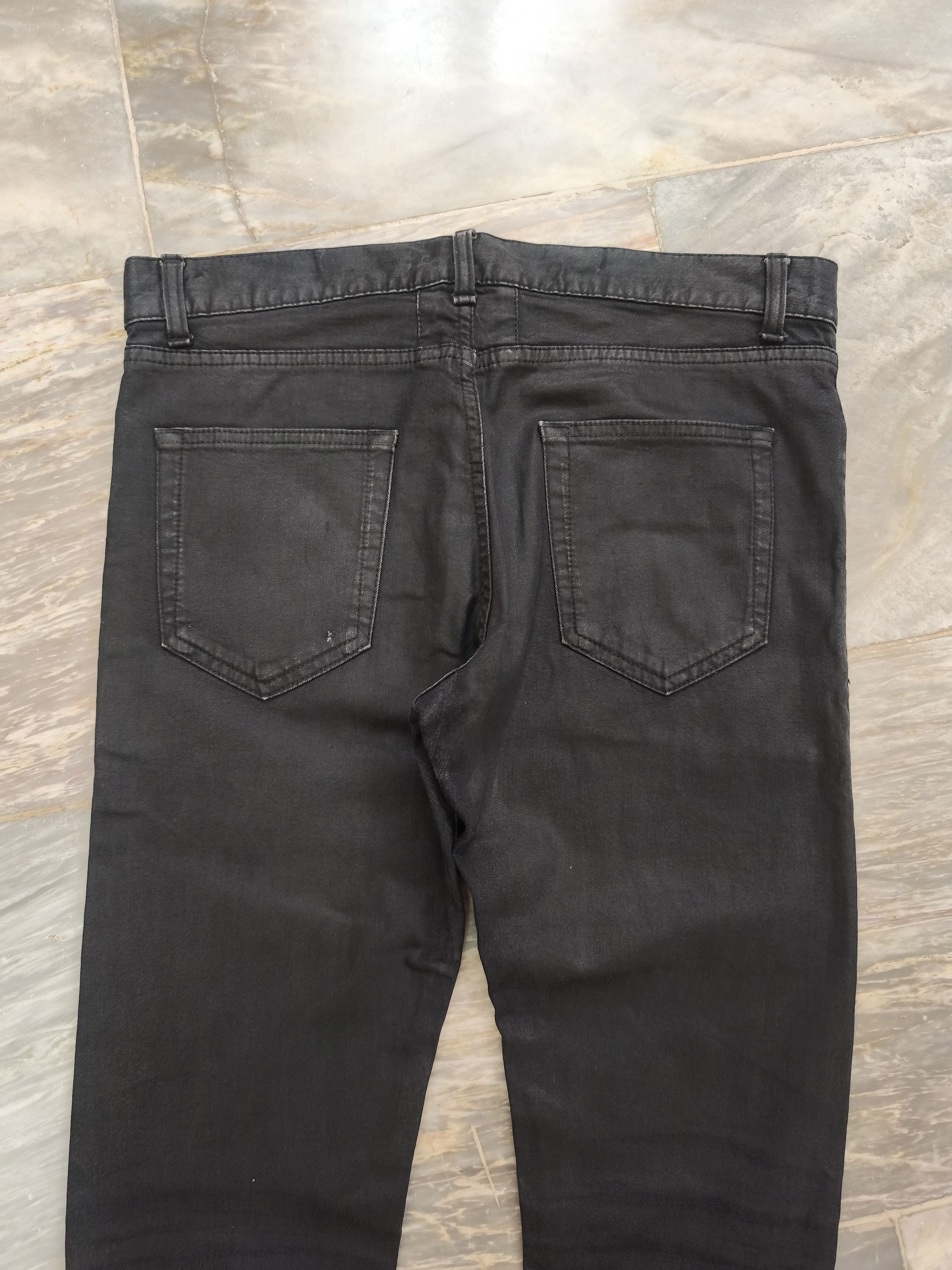 Saint Laurent Paris Saint Laurent Paris 2013 Waxed Black D02 Denim Size US 30 / EU 46 - 12 Thumbnail