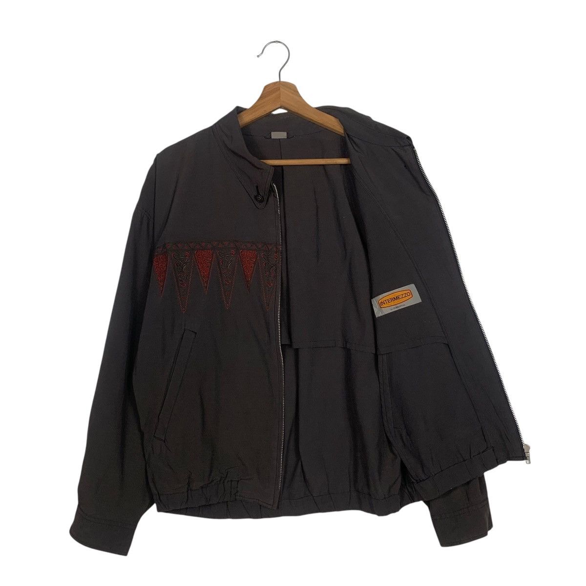 Japanese Brand INTERMEZZO Embroidery Art Logo Light Jacket #1809-C16 Size US L / EU 52-54 / 3 - 9 Thumbnail