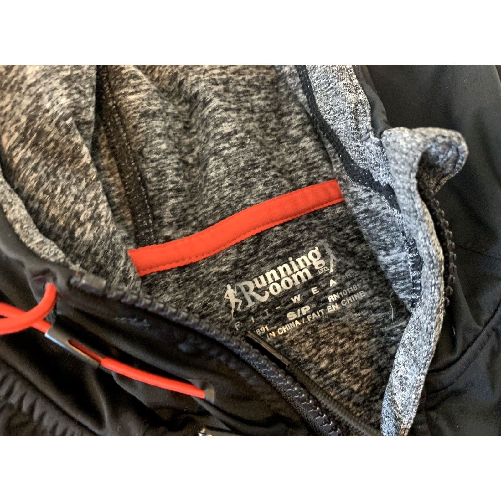 Vintage Running Room Full Zip Hooded Jacket Mens Size S Black Heather Gray Nylon Pockets Activewear Running Room Jacket Mens S Black Heather Gray Size US S / EU 44-46 / 1 - 2 Thumbnail