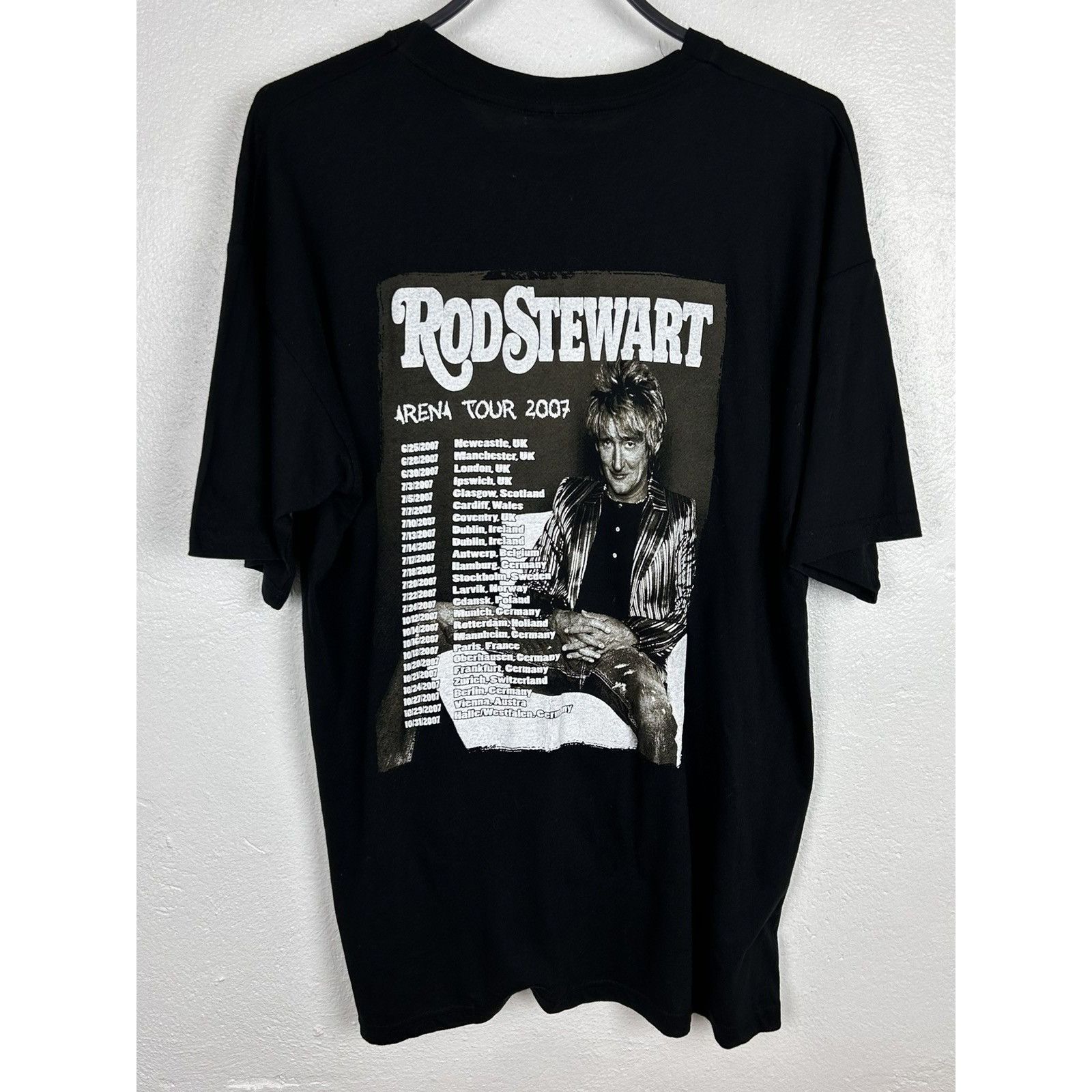 Band Tees 00s Vintage Rod Stewart 2007 Arena Tour Embossed T-Shirt Size US XL / EU 56 / 4 - 4 Thumbnail