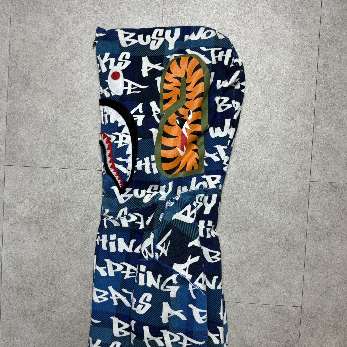 Bape New Bape Graffiti Camo Full Zip Shark Hoodie Size US M / EU 48-50 / 2 - 3 Thumbnail