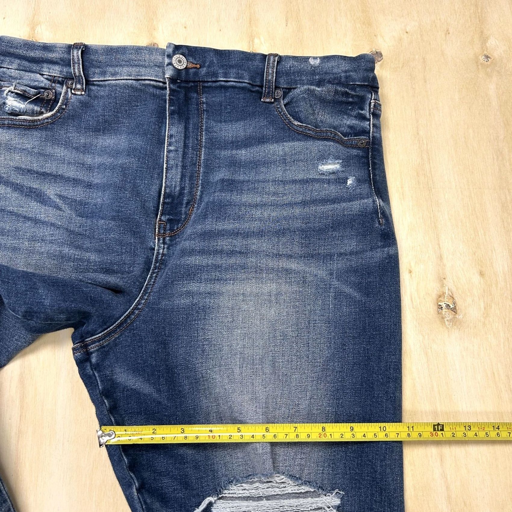 American Eagle Outfitters VINTAGE American Eagle Outfitters Jeans Womens 16 Short Blue Distressed Denim Tapered Regular Rise High? Size 38" / US 16 / IT 52 - 7 Thumbnail