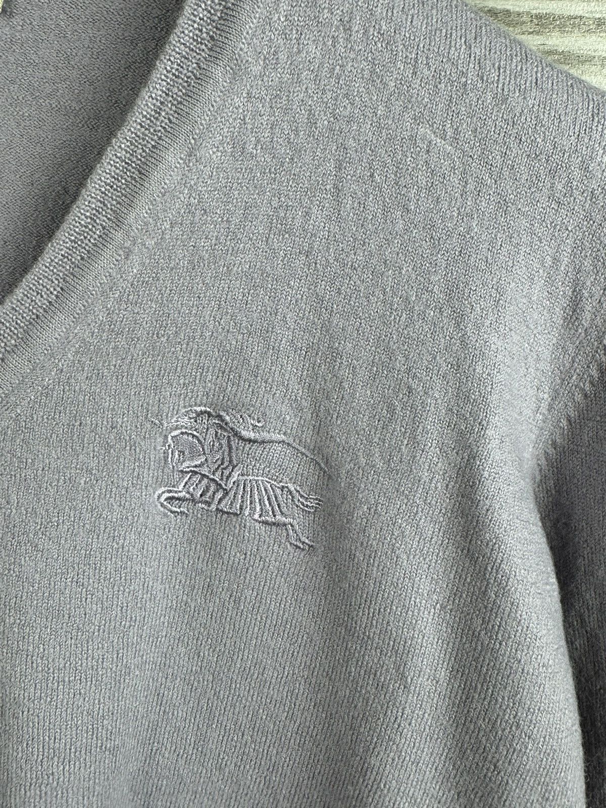 Burberry Vintage Women’s Burberry Sweater size s-m Size S / US 4 / IT 40 - 7 Thumbnail