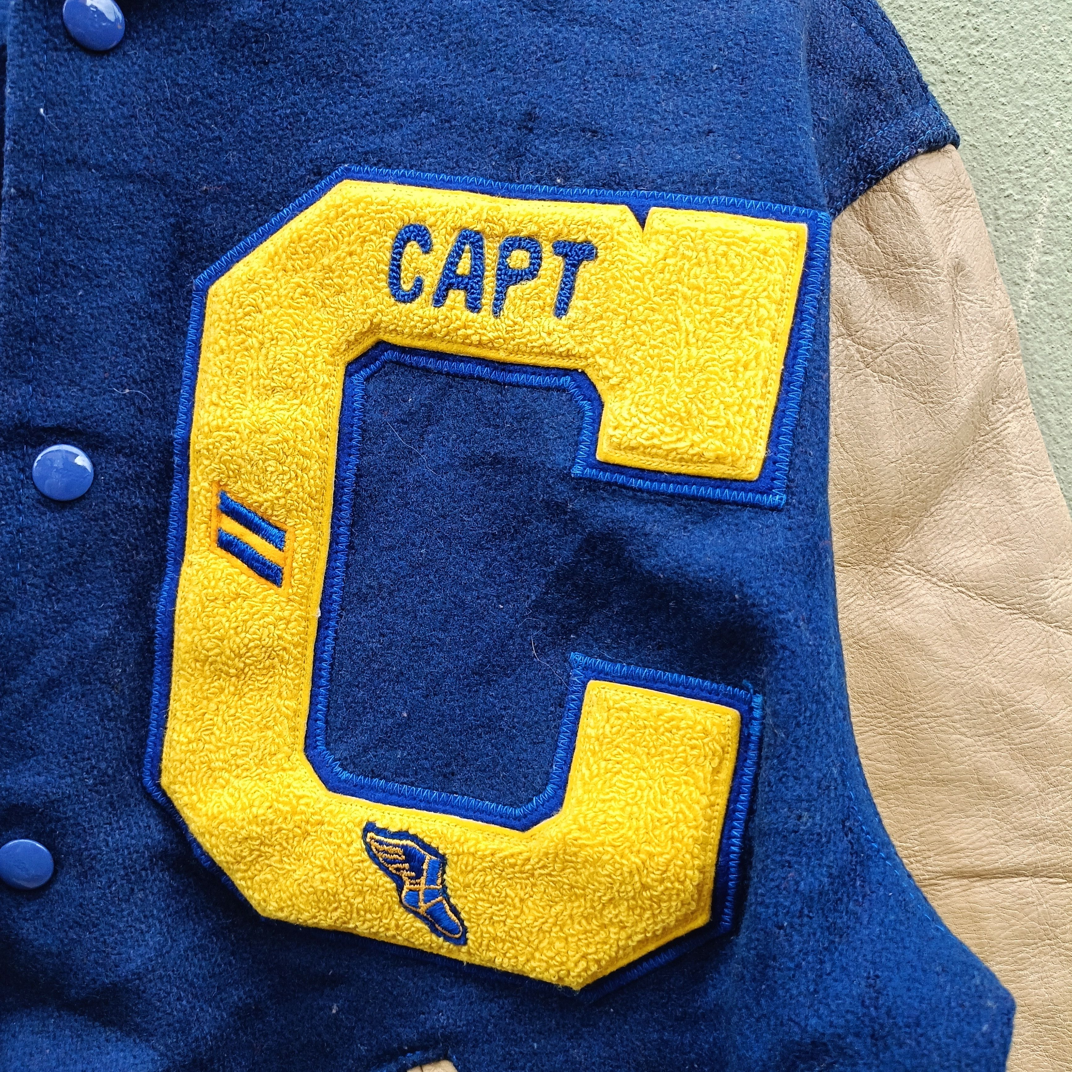 Vintage Varsity jacket Capt Vintage Size US M / EU 48-50 / 2 - 2 Thumbnail