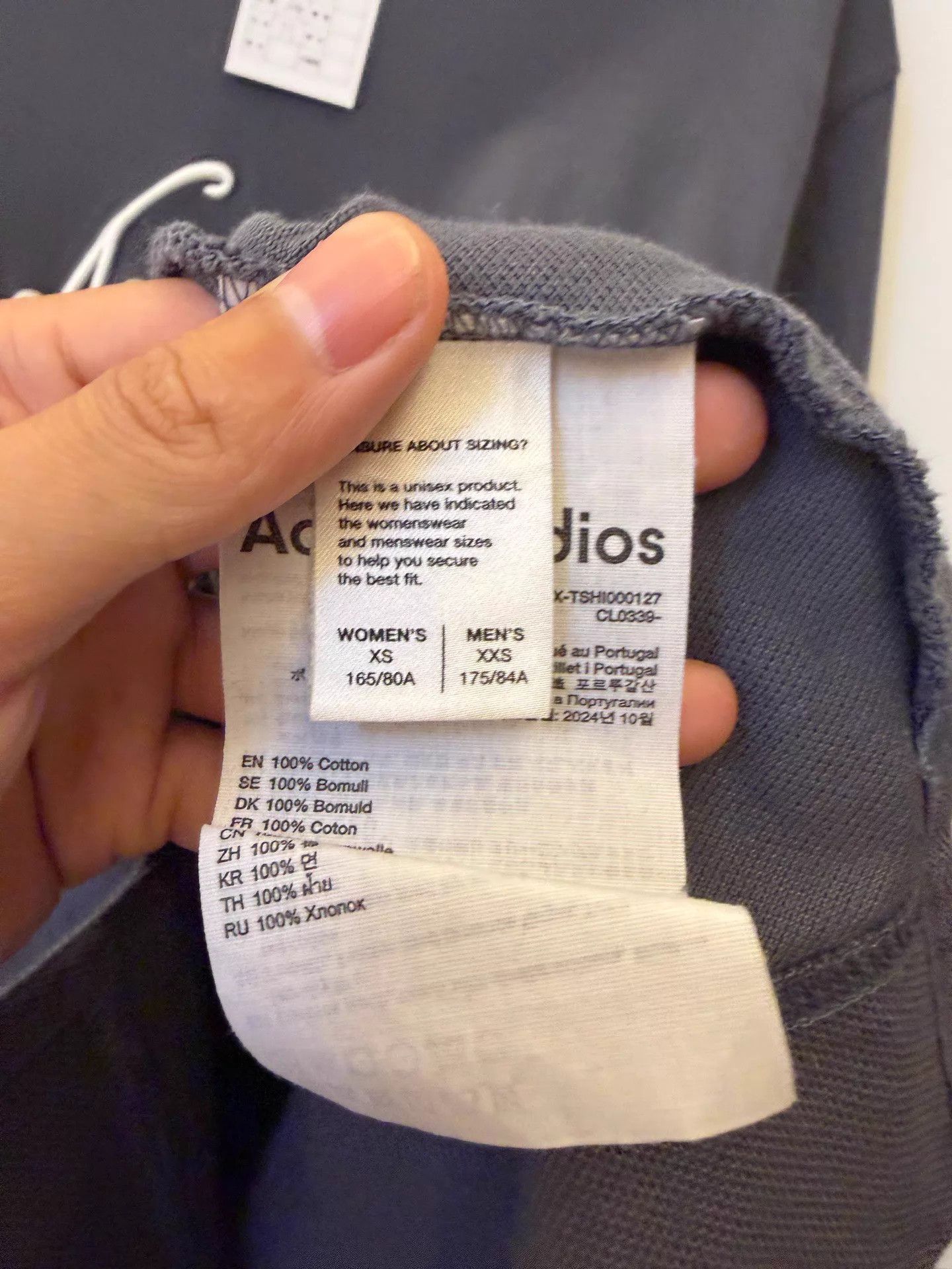 Acne Studios Acne FW25 Embroidered Logo Crew Unisex L/S XS (new) Size XS / US 0-2 / IT 36-38 - 4 Thumbnail