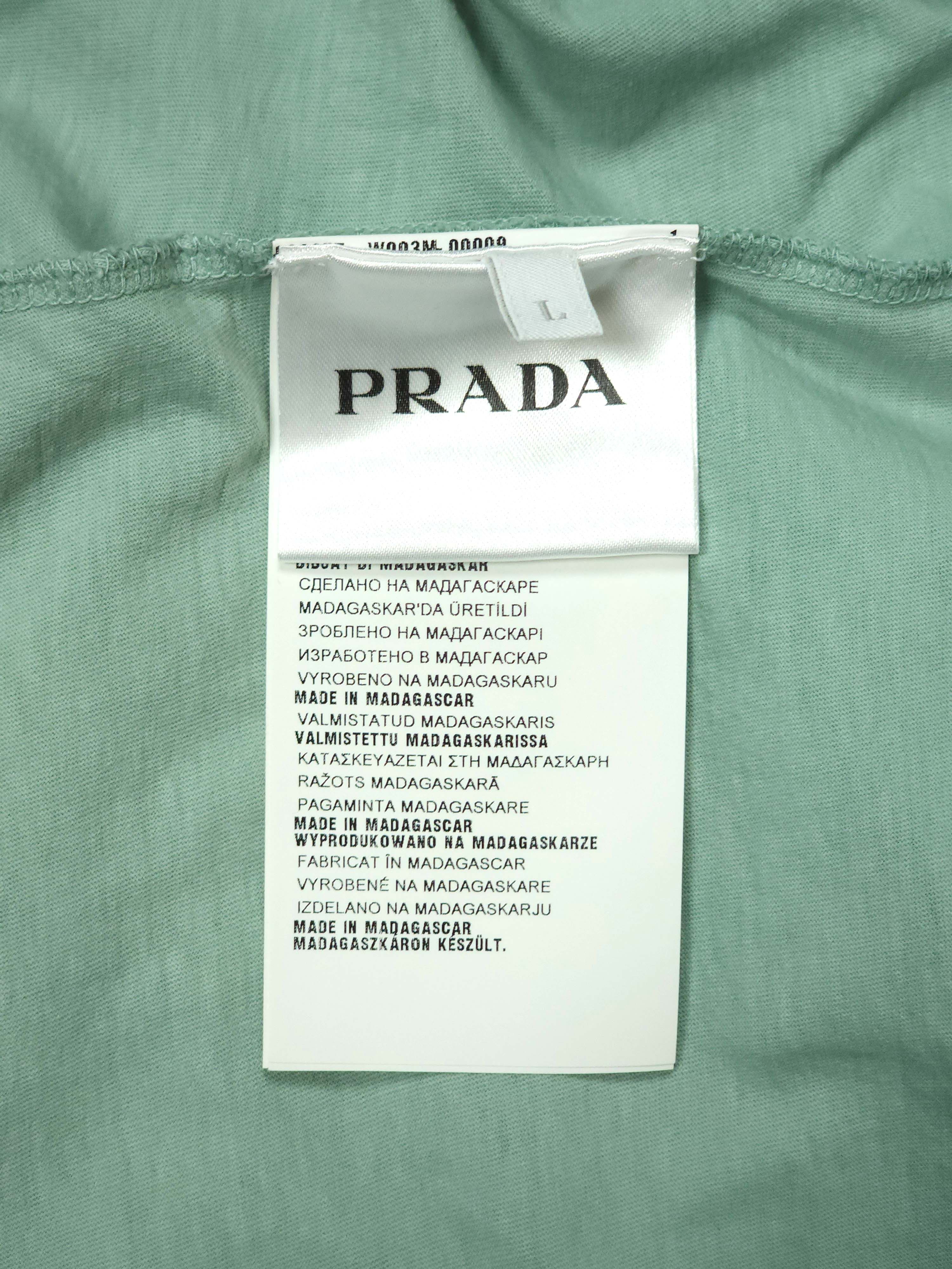 Prada Light Green Cotton Logo Patch T-Shirt Large Size L / US 10 / IT 46 - 5 Thumbnail