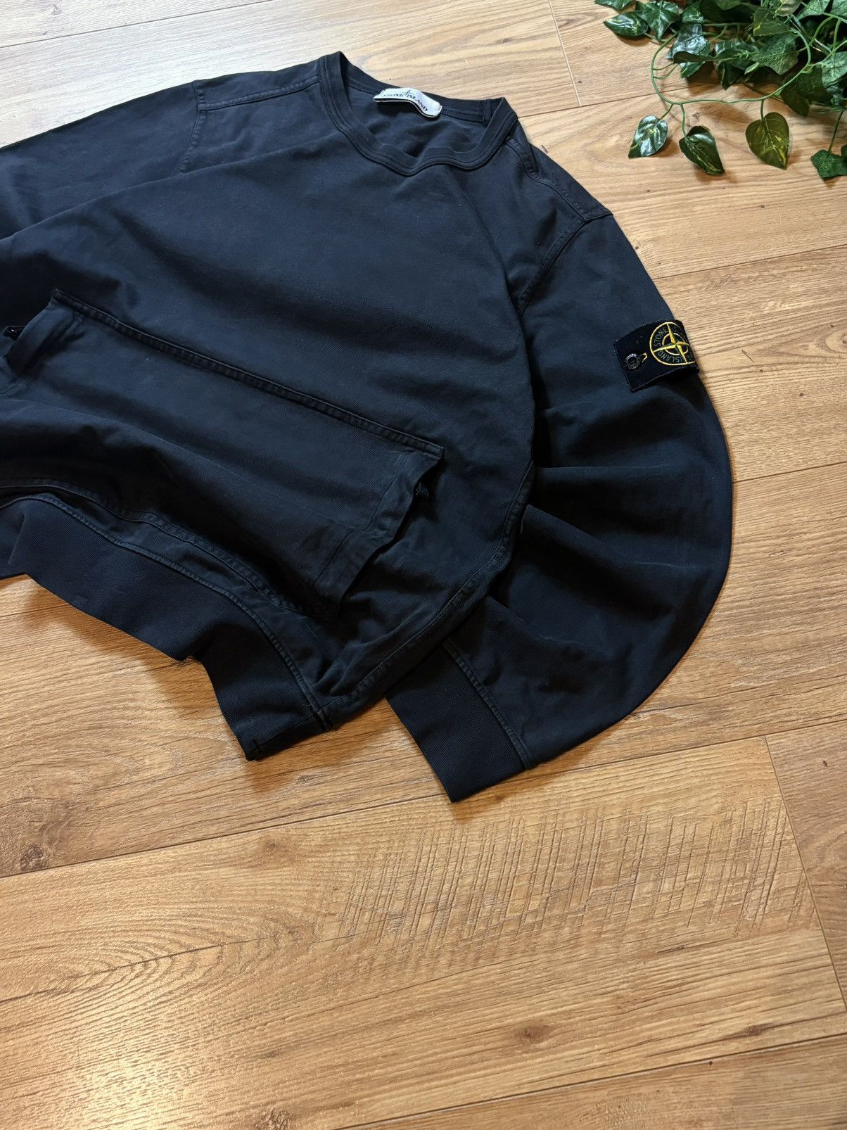 Stone Island 00s Stone Island Vintage Retro Big Pocket Faded Sweatshirt Size US S / EU 44-46 / 1 - 4 Thumbnail