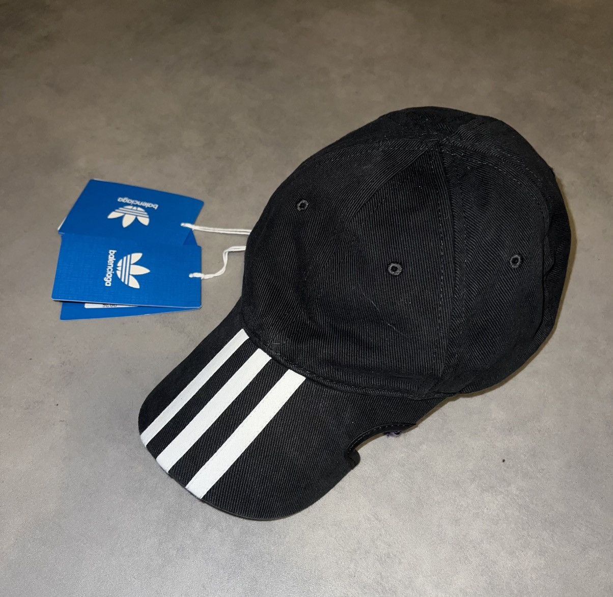 Adidas × Balenciaga Balenciaga x Adidas Cap Size ONE SIZE - 1 Thumbnail