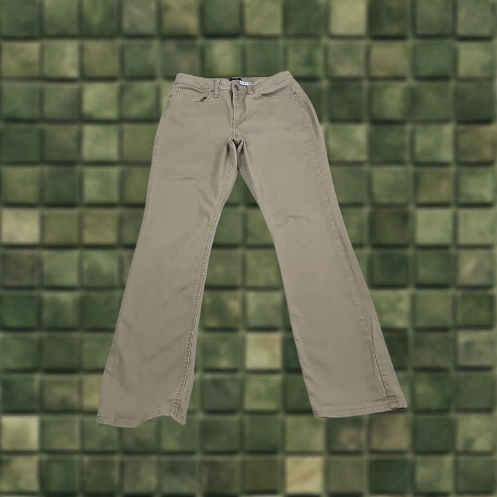 Lee Lee Khaki Pants Womens 8 Straight Leg Slim Fit Stretch Cotton Blend Flat Front Beige Business Casual Workwear 8 Womens Size 30" / US 8 / IT 44 - 1 Thumbnail
