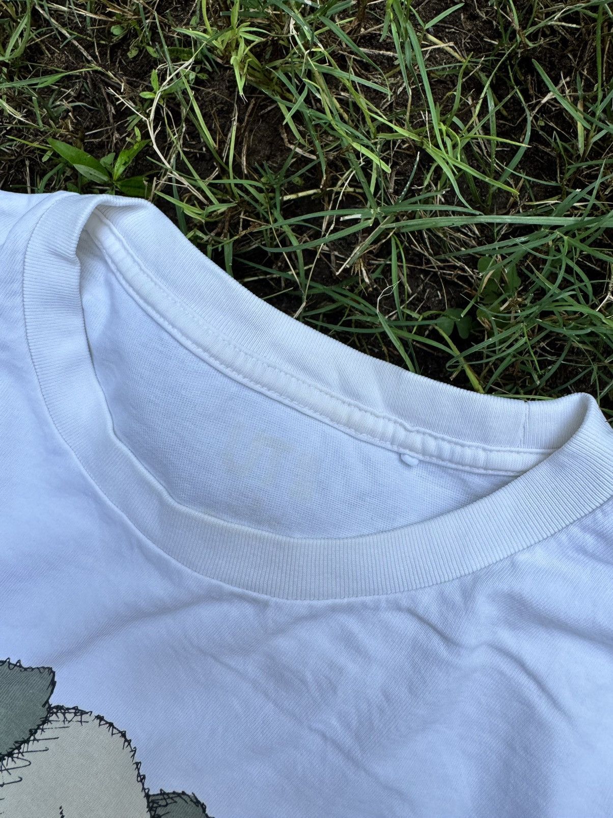 Kaws KAWS x UNIQLO Clean Slate UT SS19 T-shirt The t-shirt Size US M / EU 48-50 / 2 - 6 Thumbnail