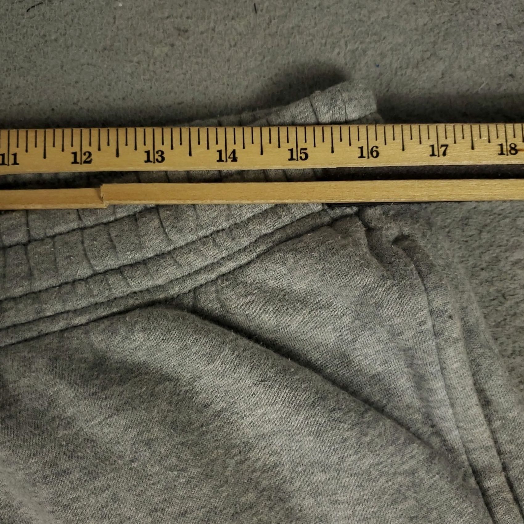 Nike Nike Pants Mens Large Gray Fleece Swoosh Fit Joggers Sweatpants Size US 33 - 3 Thumbnail