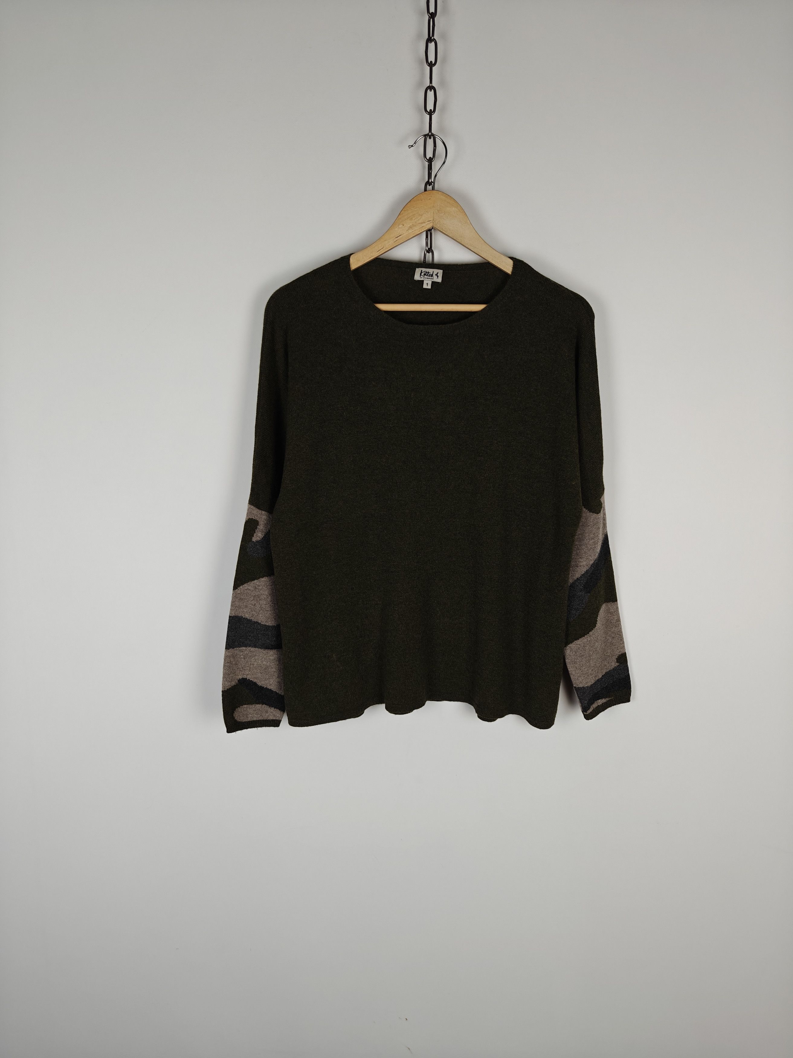 Other Kitted Cashmere Sweater Camo Sleeves Pullover M Size US M / EU 48-50 / 2 - 1 Thumbnail