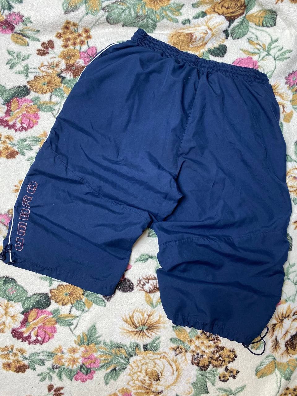 Umbro Vintage Umbro National Team Football Shorts Size US 38 / EU 54 - 14 Thumbnail