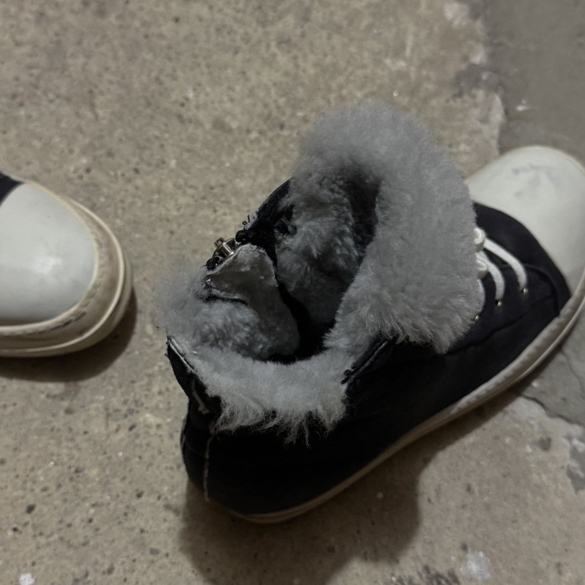 Rick Owens F/w 13? Rick owens sample fur ramones Size US 9 / EU 42 - 8 Thumbnail