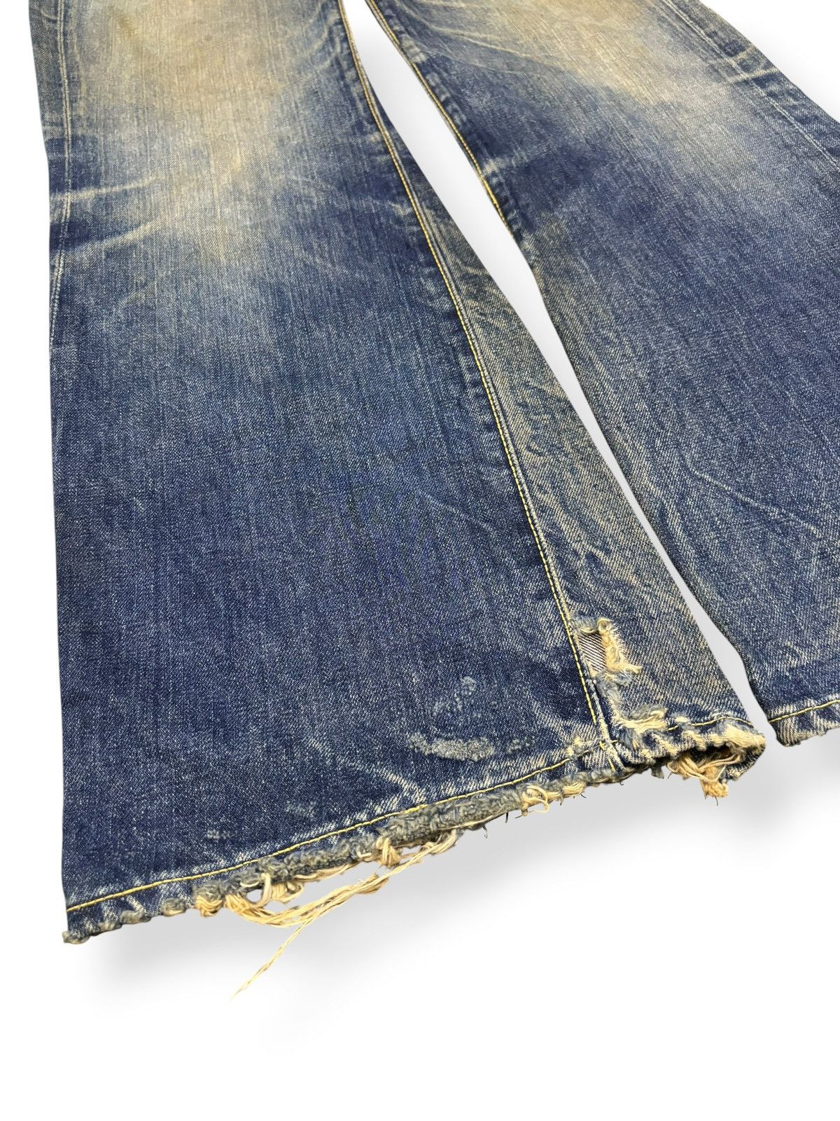 Sugar Cane Vintage 70s Big Stone Mud Wash Thrashed Distress Flare Jeans Size US 29 - 7 Thumbnail