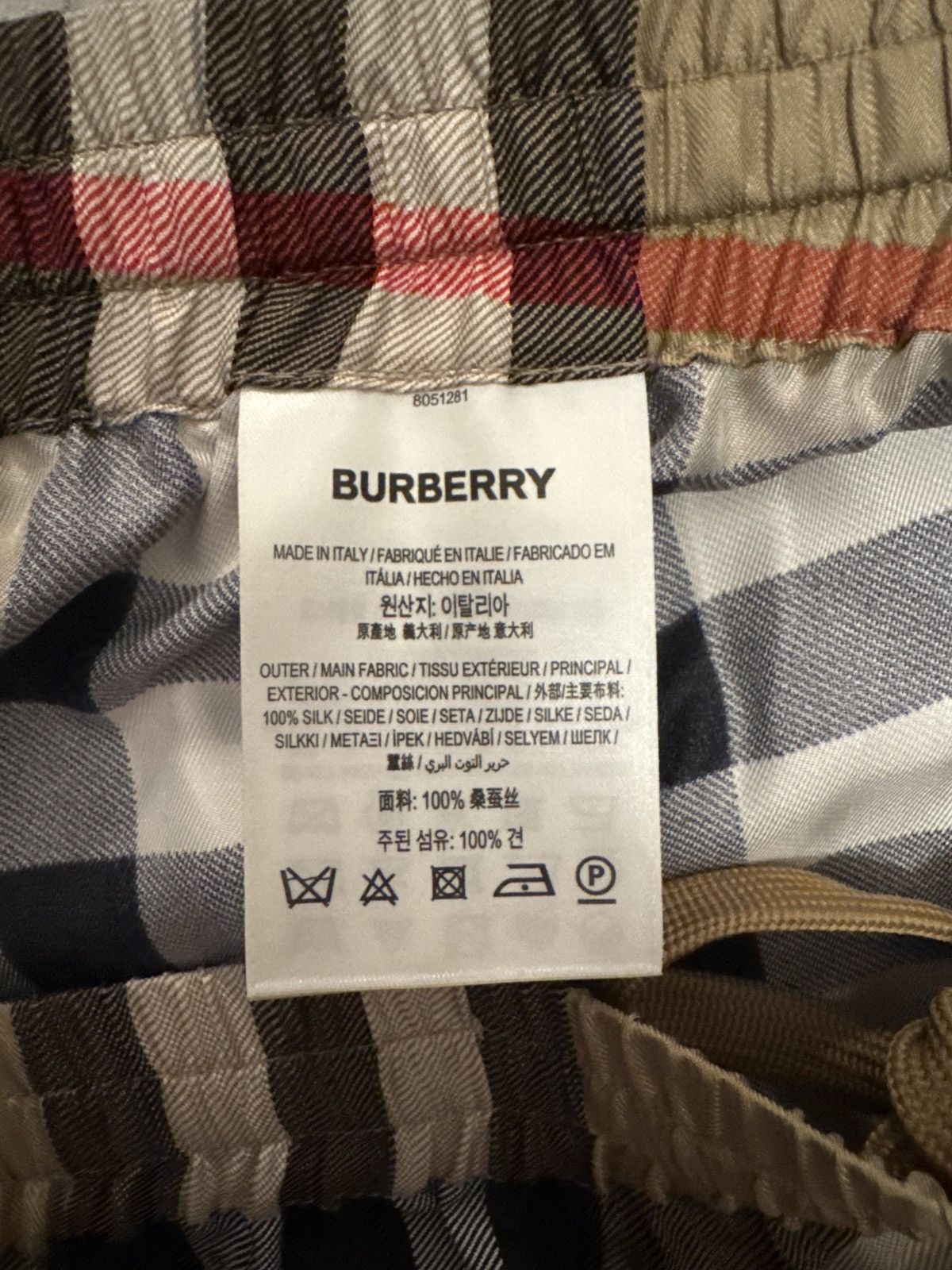 Burberry Burberry 8051281 Vintage Check Nylon Swim Trunks Size US 38 / EU 54 - 3 Thumbnail