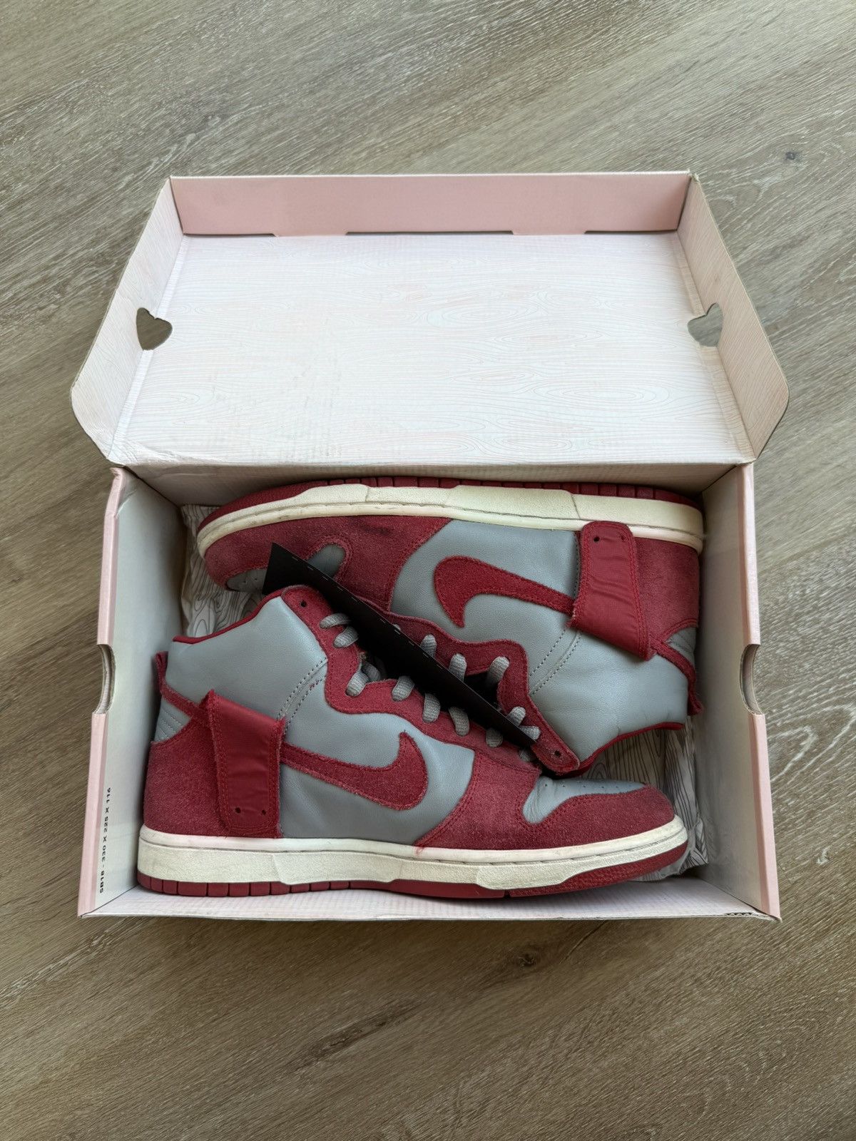 Nike 2005 Dunk High Pro SB UNLV Size US 10 / EU 43 - 1 Thumbnail