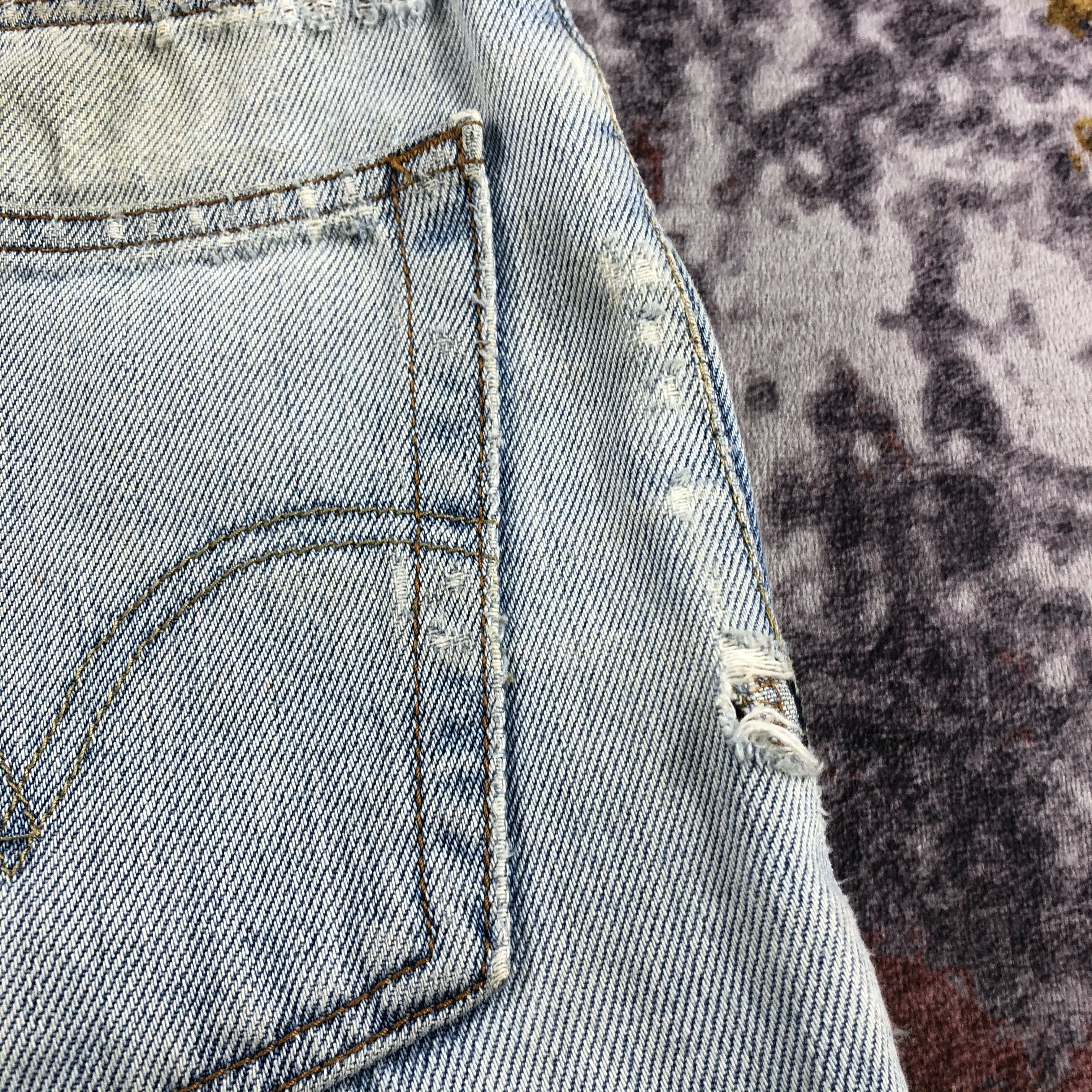 Levi's × Vintage Vintage Light Wash Levis 505 Jeans-JM2755 Size US 34 / EU 50 - 7 Thumbnail