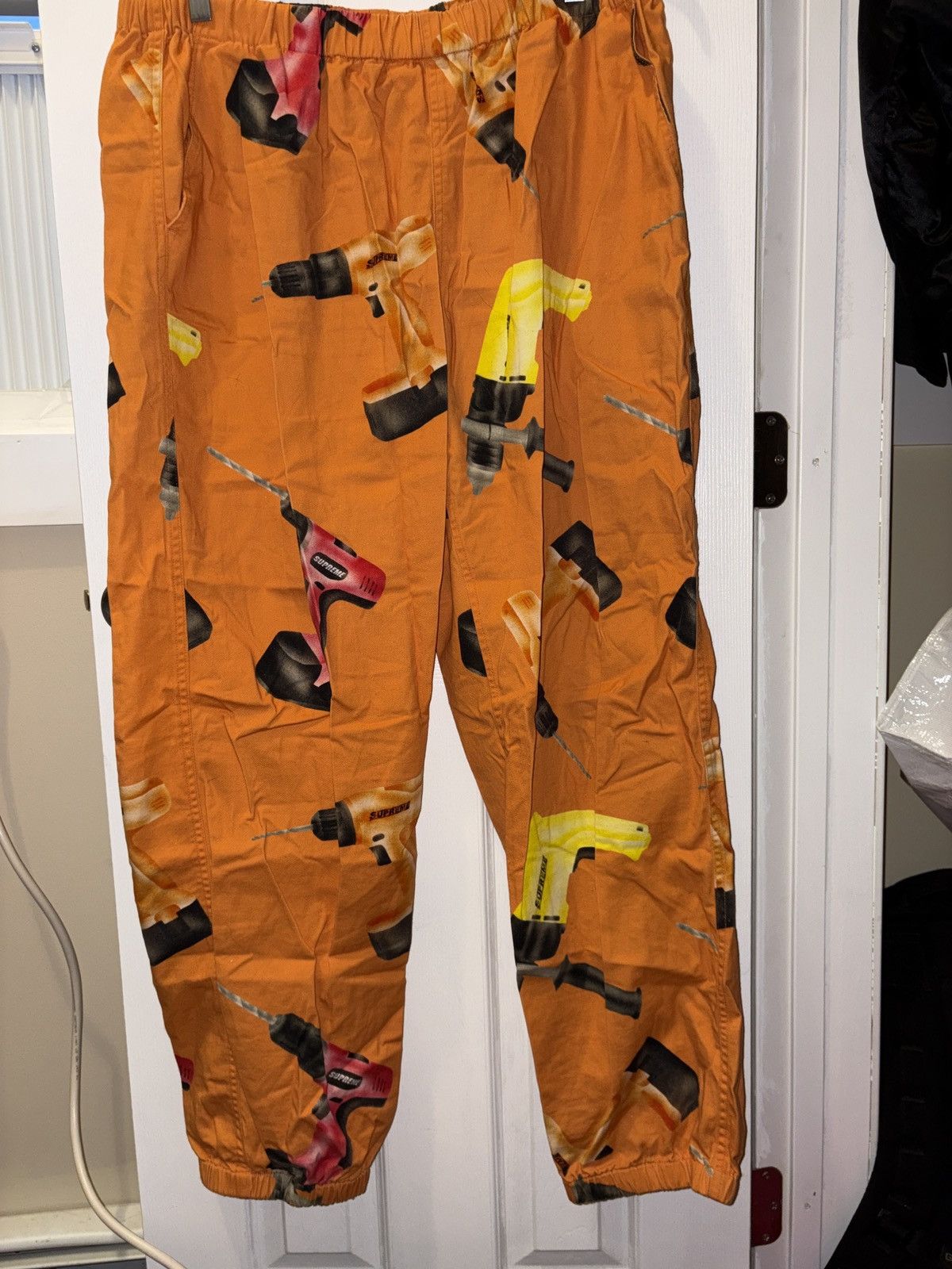 ワークパンツ/カーゴパンツ Supreme 16ss Peacock Pants Supreme Rare Supreme Orange Peacock Skate Pants | Grailed