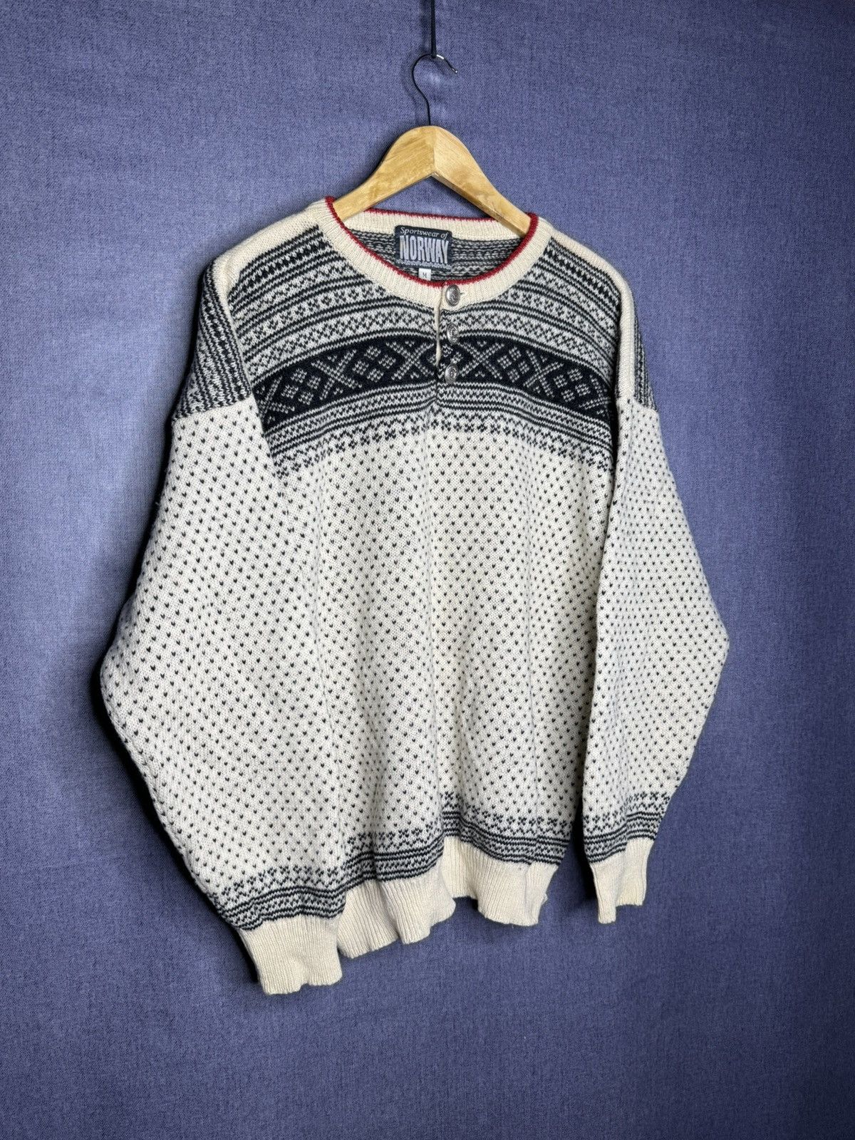 Dale Of Norway Vintage Dale Of Norway Style Sweater 100% Wool Size US M / EU 48-50 / 2 - 2 Thumbnail