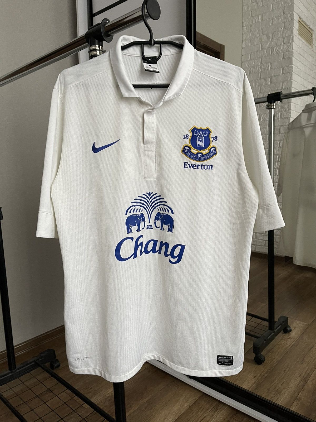 Nike 2012/2013 Nike Everton Soccer Jersey T-Shirt Tee Size US L / EU 52-54 / 3 - 1 Thumbnail