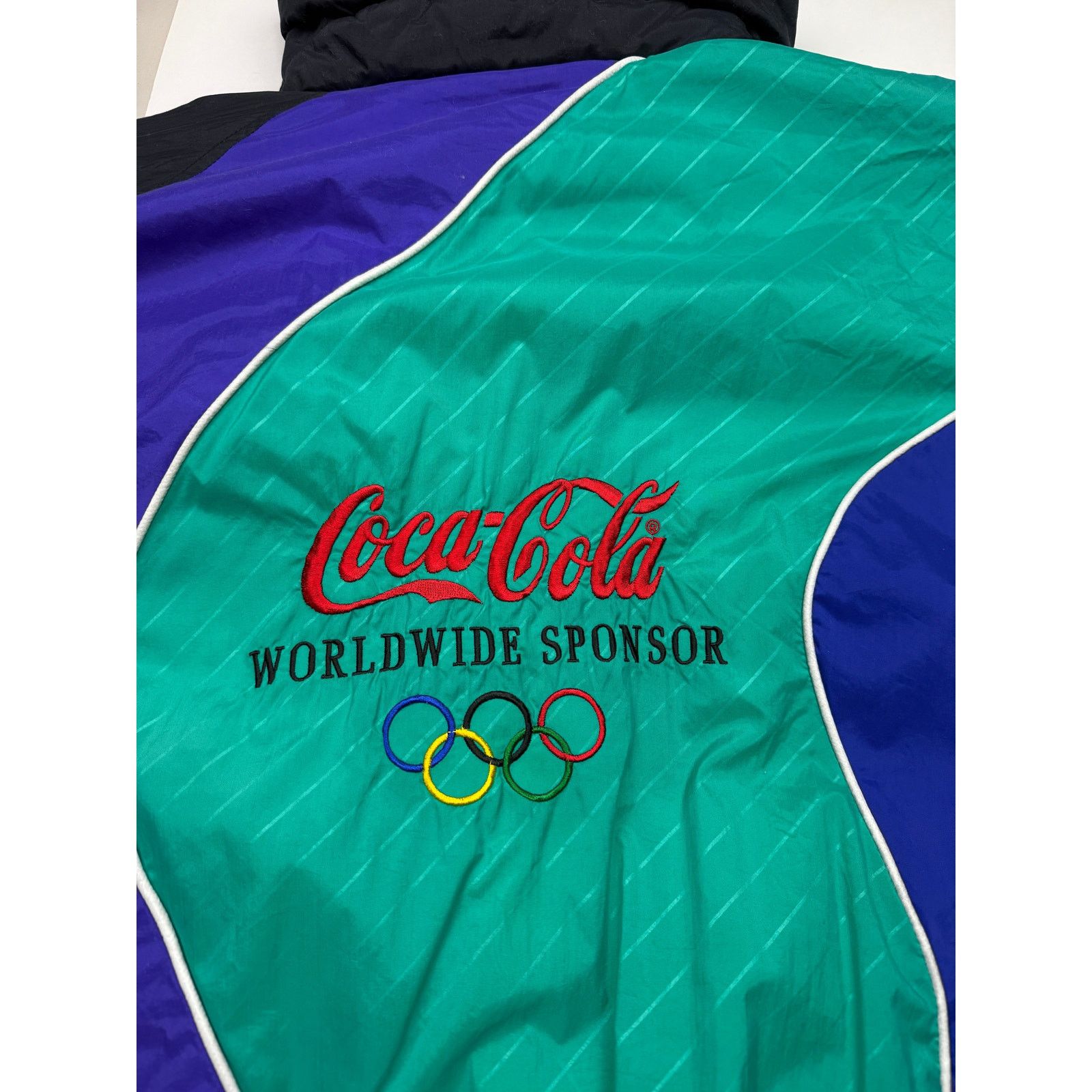 Vintage Vintage 1994 Lillehammer Olympics Coca Cola Jacket Size XL Size US L / EU 52-54 / 3 - 8 Thumbnail