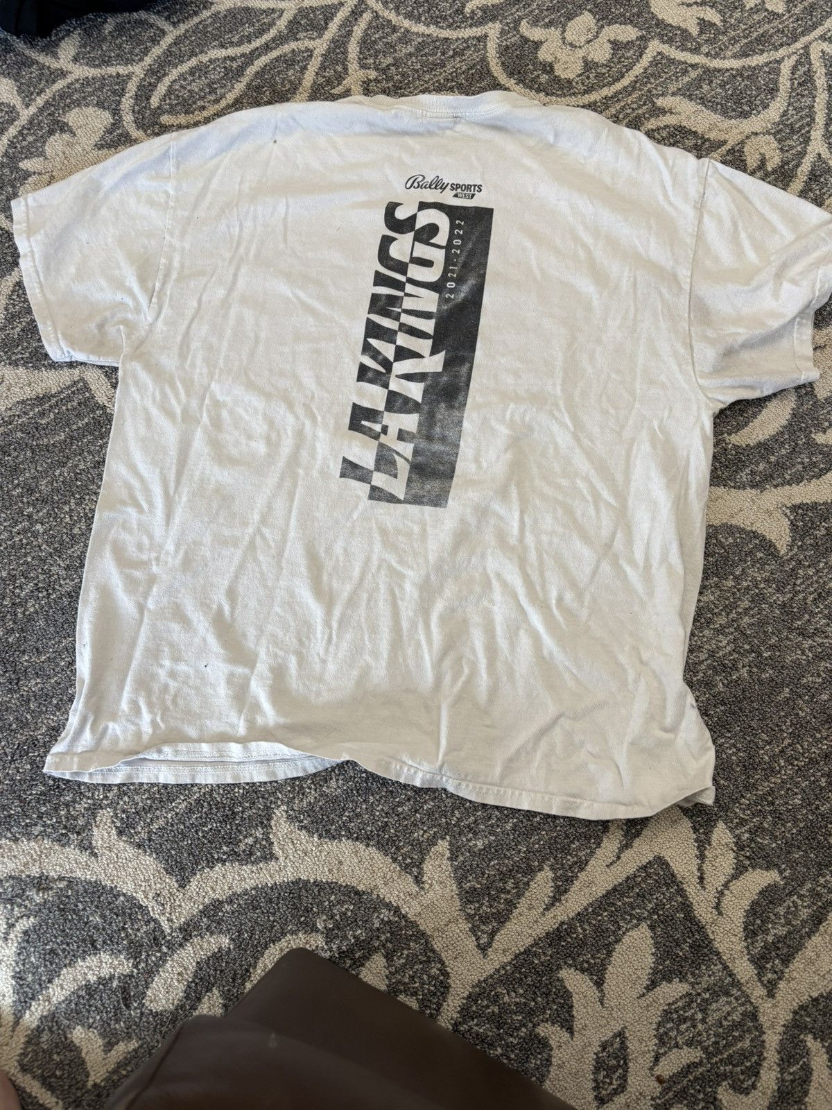 Gildan LA Kings Tee Size US XL / EU 56 / 4 - 2 Thumbnail