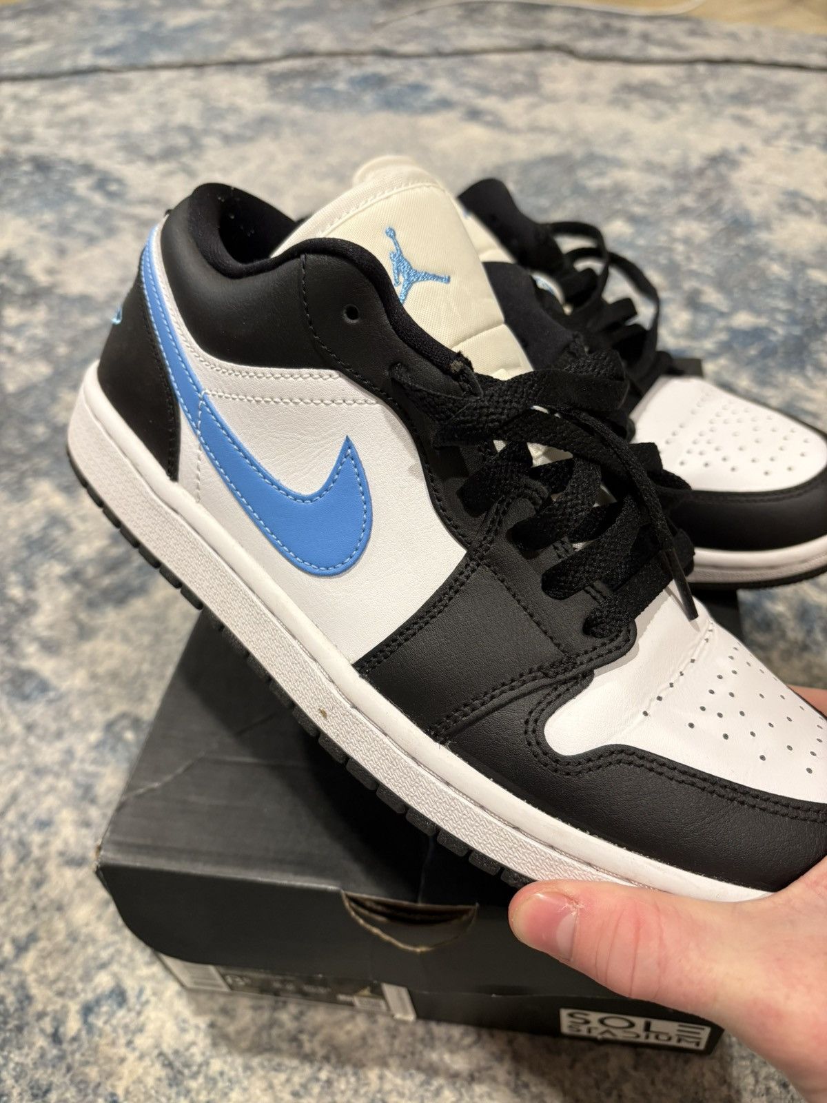 Nike Air Jordan 1 Low 'Black University Blue' Size US 10 / EU 43 - 6 Thumbnail
