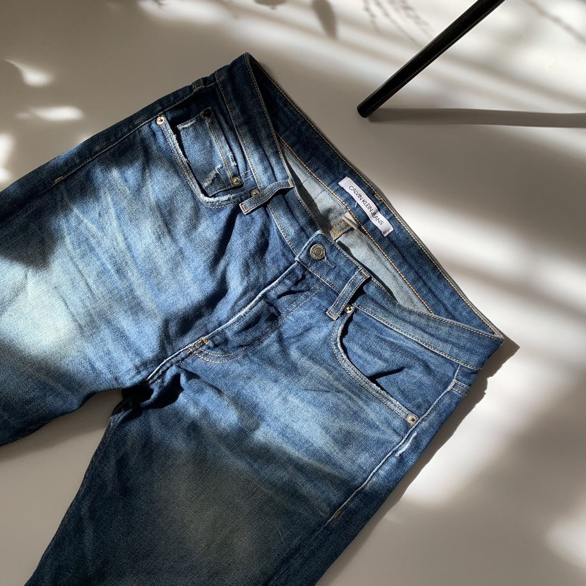 Calvin Klein Calvin Klein distressed BIG LOGO Jeans Size US 34 / EU 50 - 9 Thumbnail