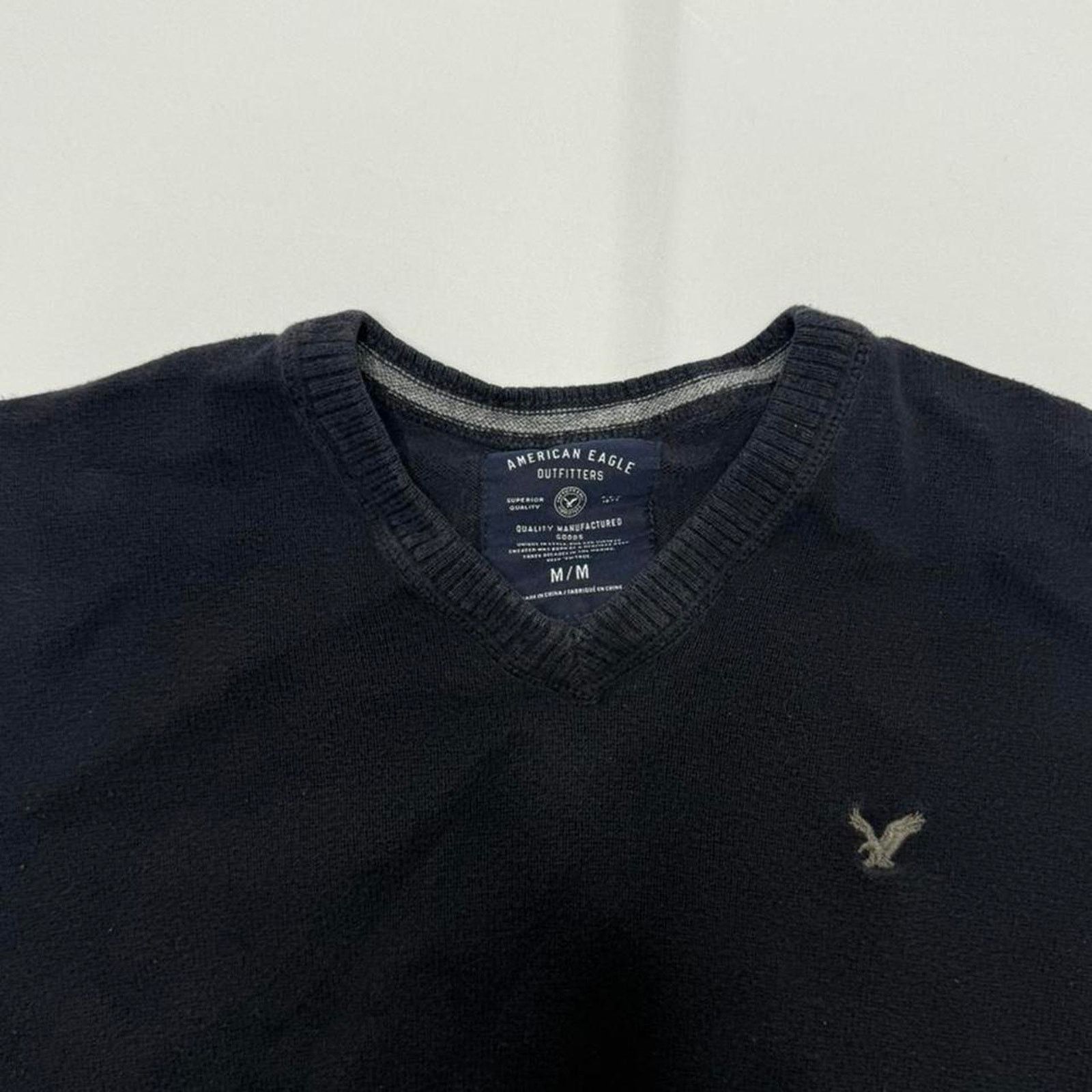 American Eagle Outfitters American Eagle Navy V-Neck Knit Sweater Medium Classic Men’s Size US M / EU 48-50 / 2 - 3 Thumbnail