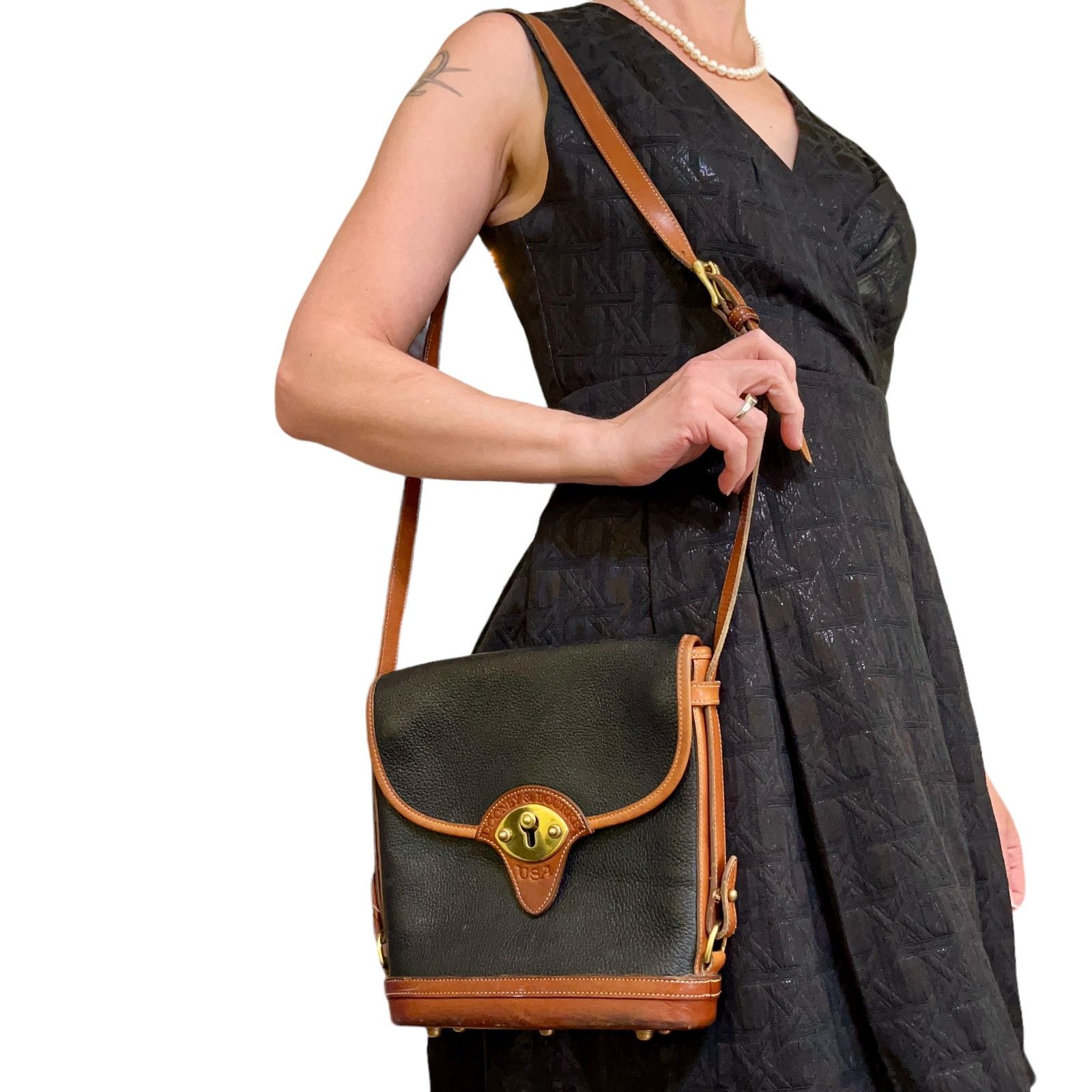 Dooney & Bourke × Vintage Vintage Dooney & Bourke Cavalry Spectator AWL Shoulder Bag Size ONE SIZE - 13 Thumbnail