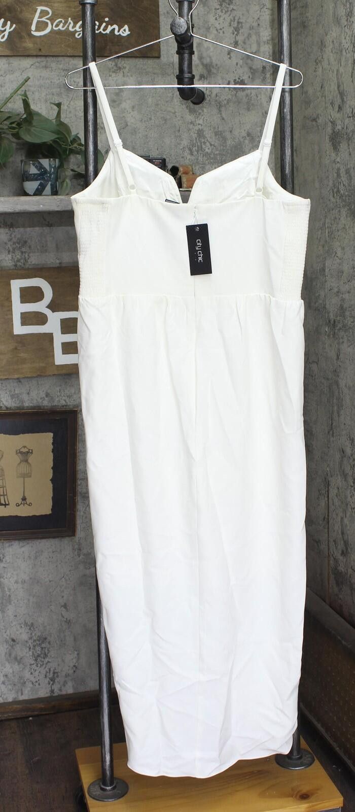 Other City Chic Plus Size Sassy V Wrap Dress 6575644 White 14w Size XL / US 12-14 / IT 48-50 - 2 Thumbnail