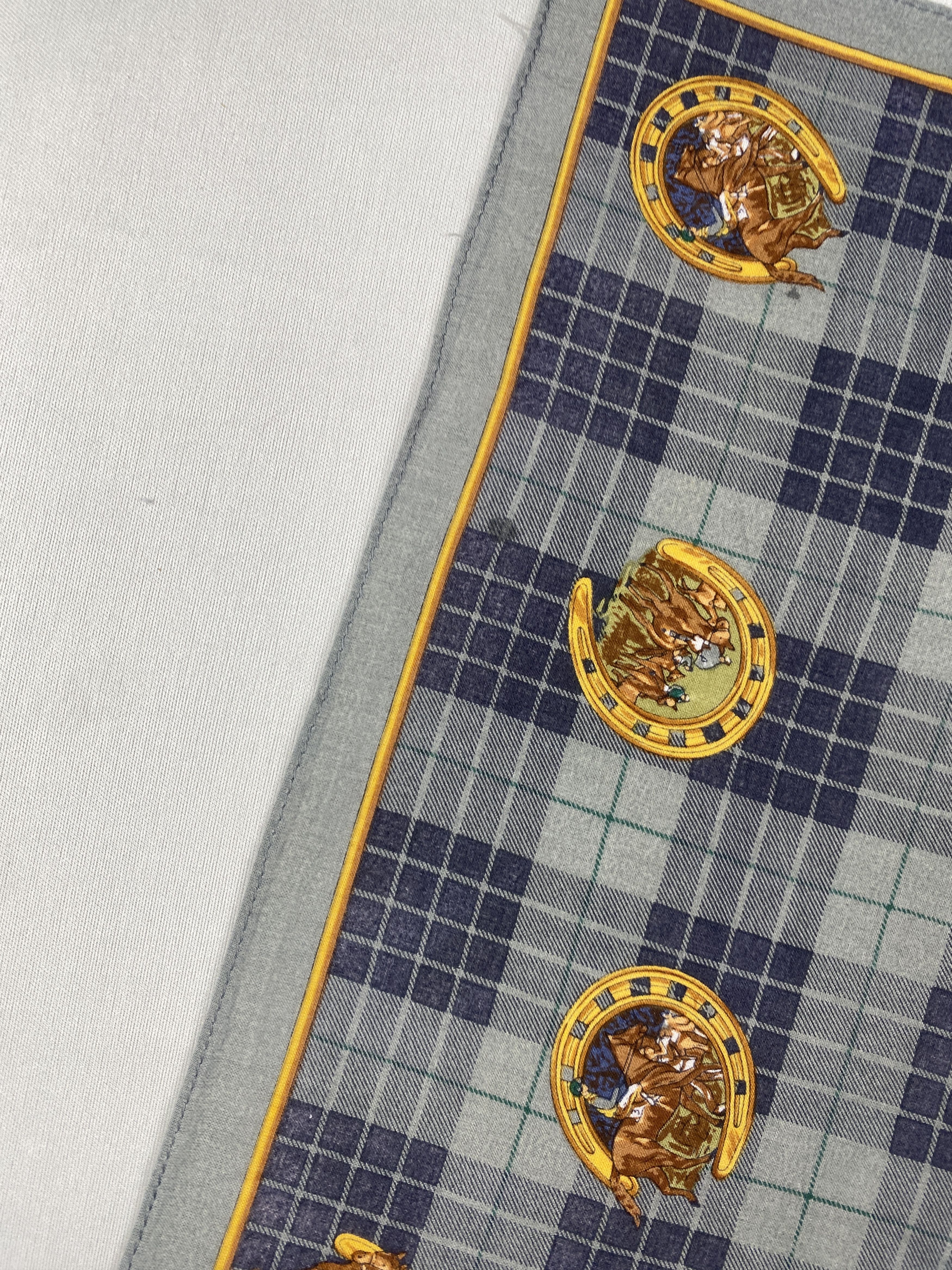 Japanese Brand Vintage Crocodile Handkerchief Pocket Square Bandana HM0030 Size ONE SIZE - 5 Thumbnail