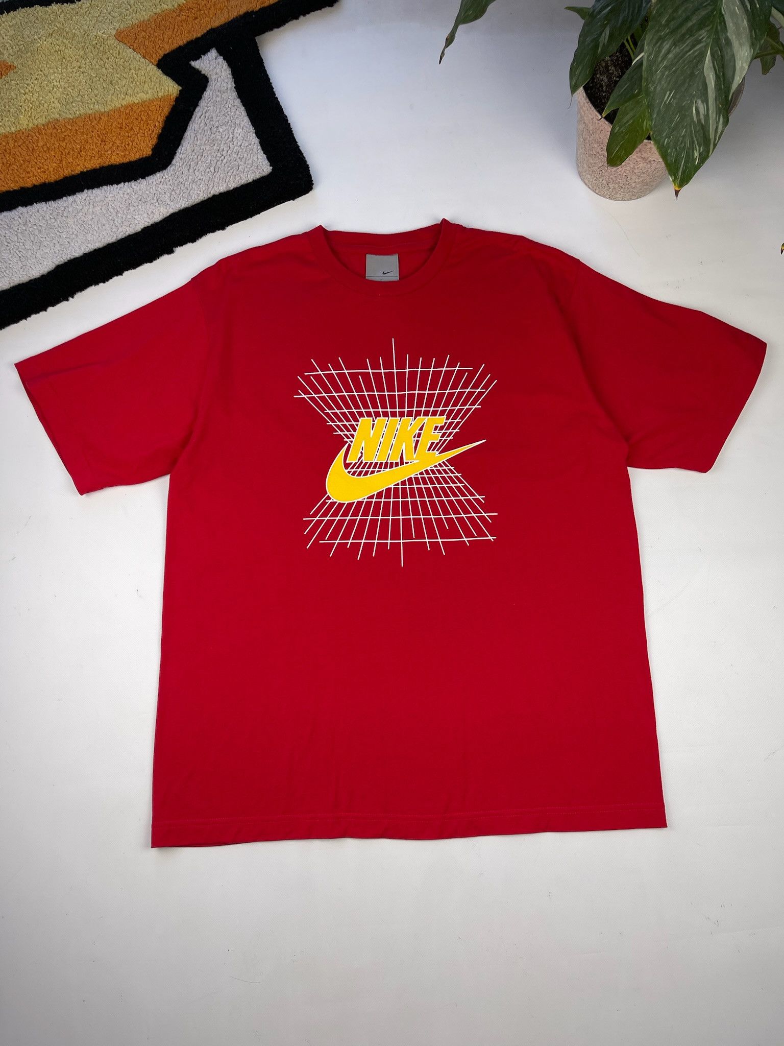 Nike VINTAGE NIKE TN TOTAL 90 Y2K T-SHIRT techno acid print Size US L / EU 52-54 / 3 - 1 Thumbnail