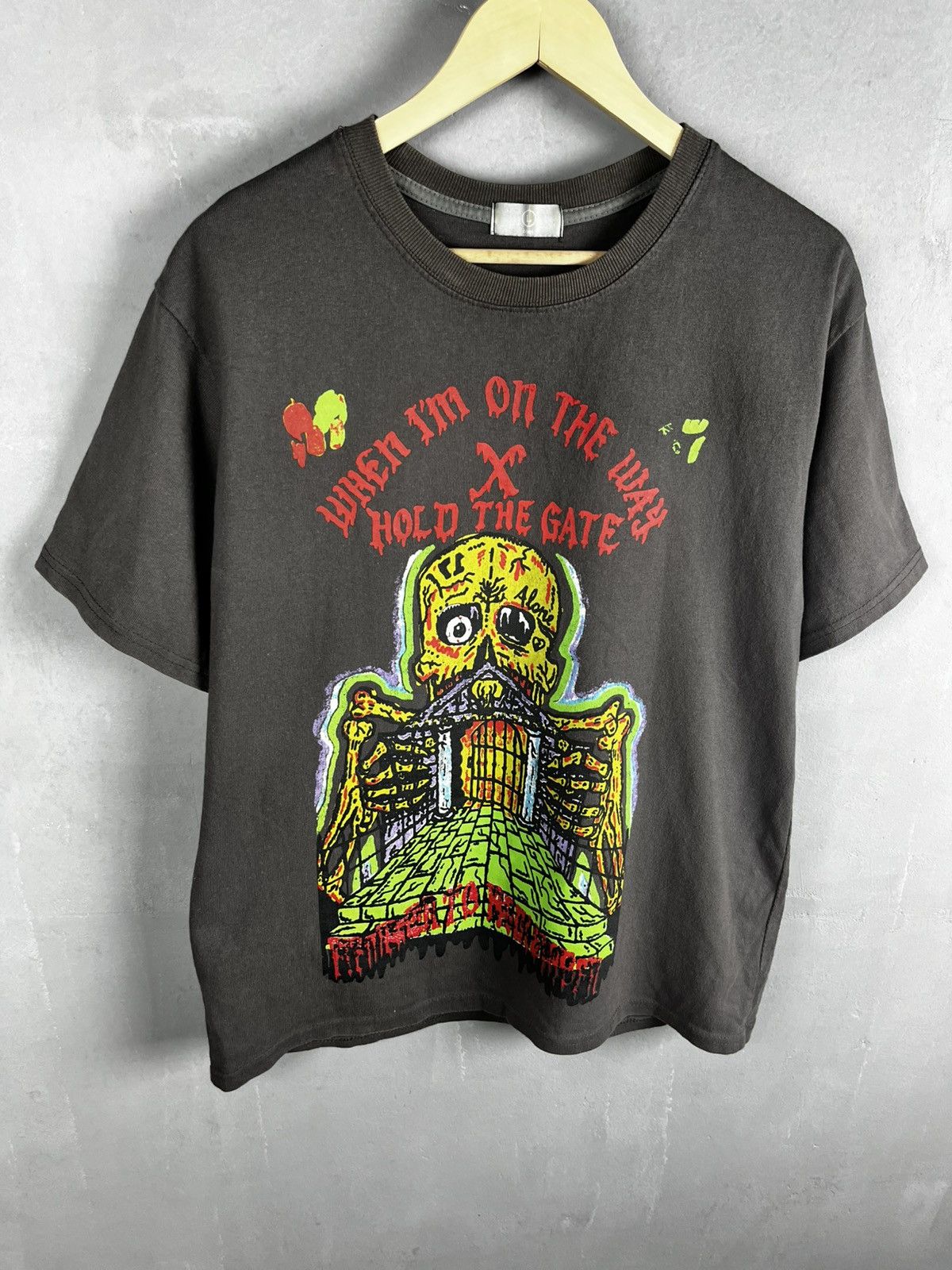 Vintage Yeezy Kanye west XXXTENTACION Hold the gate t-shirt Size US L / EU 52-54 / 3 - 4 Thumbnail