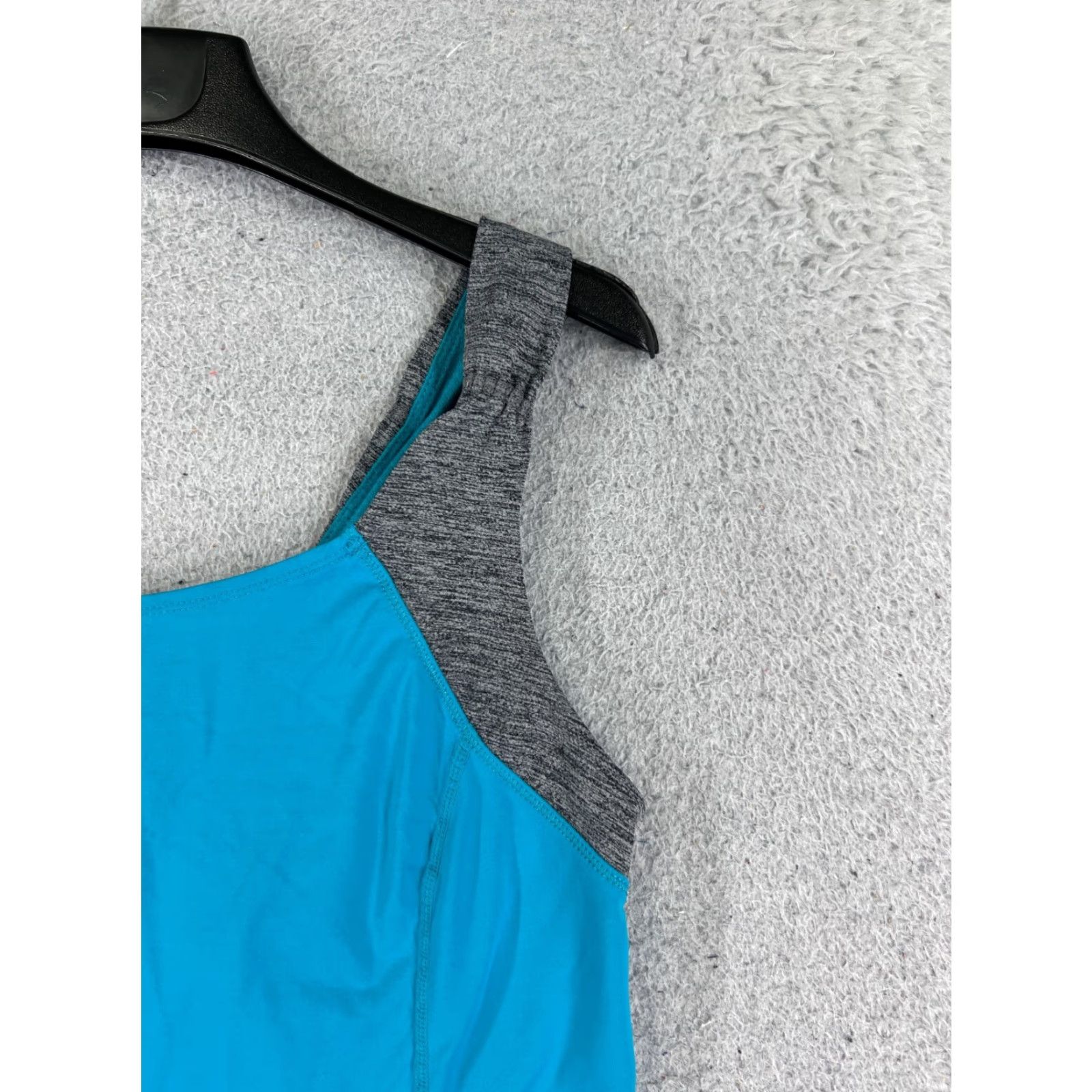 Lululemon Lululemon Shirt Women 8 Blue Gray Rear Pocket Tank Sleeveless Gym Size M / US 6-8 / IT 42-44 - 2 Thumbnail