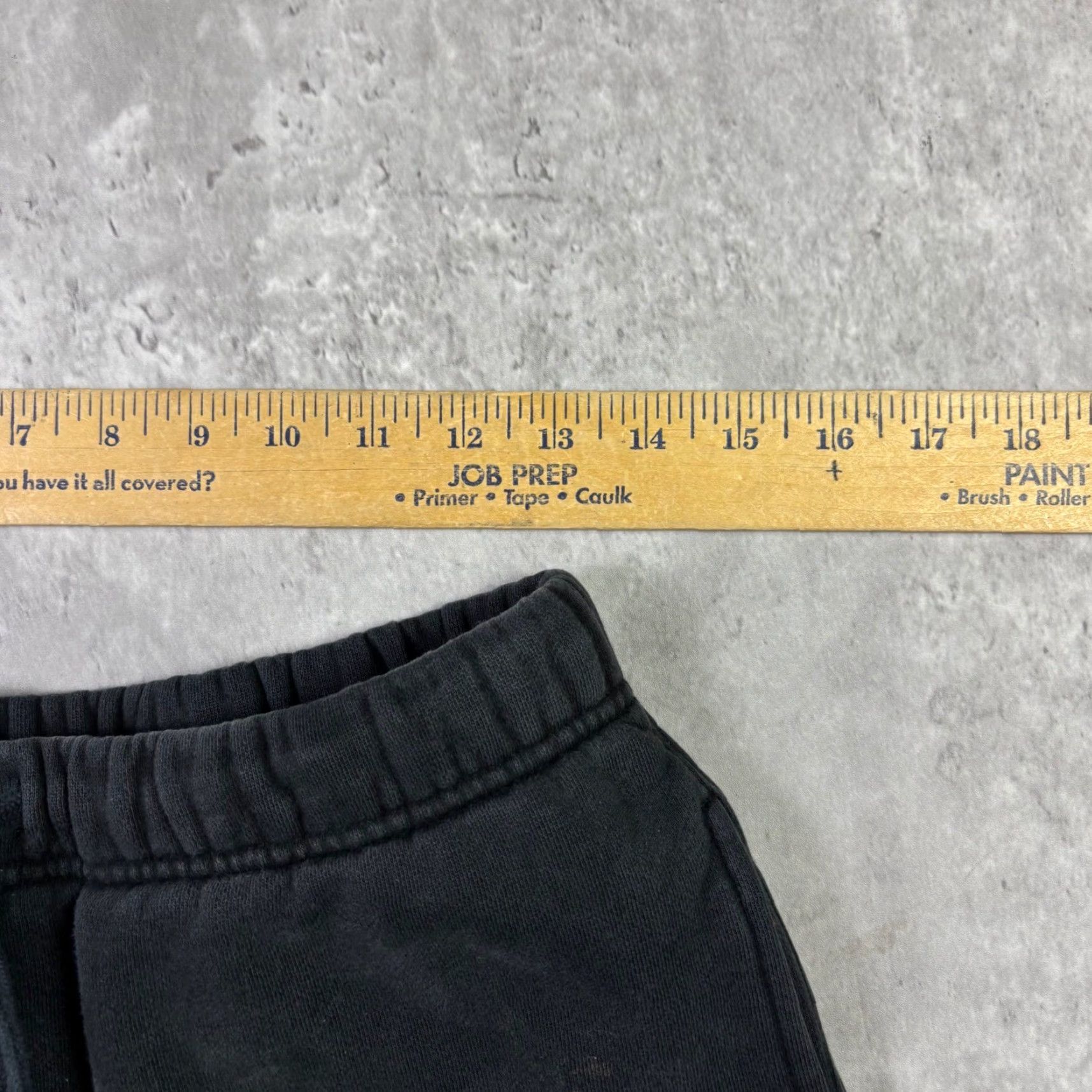 Vintage Fear of God Essentials Sweatpants Mens M Black 90s Distressed Pockets Drawstring Heavyweight Tapered Relaxed Casual Activewear Joggers Size US 31 - 3 Thumbnail