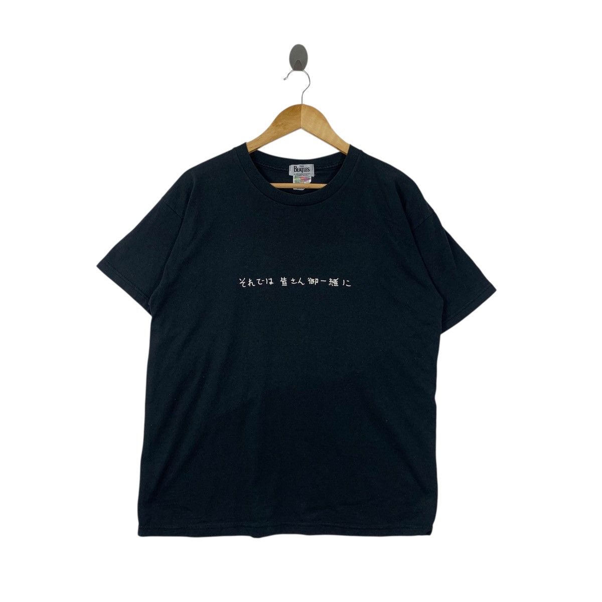 Band Tees Vintage 2000 THE BEATLES All Together Now Japan Kanji Tee Size L / US 10 / IT 46 - 1 Thumbnail