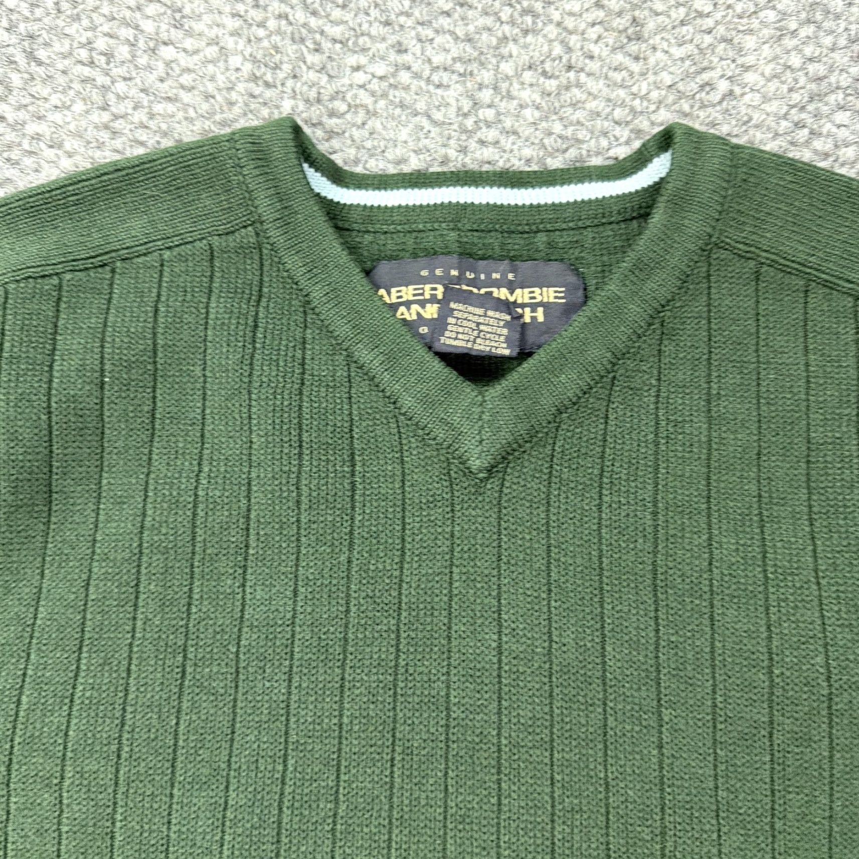 Abercrombie & Fitch VINTAGE Abercrombie & Fitch Sweater Mens Large Green V-Neck Knit 90s Pullover Ribbed Knit Solid Logo Mens Size US L / EU 52-54 / 3 - 2 Thumbnail