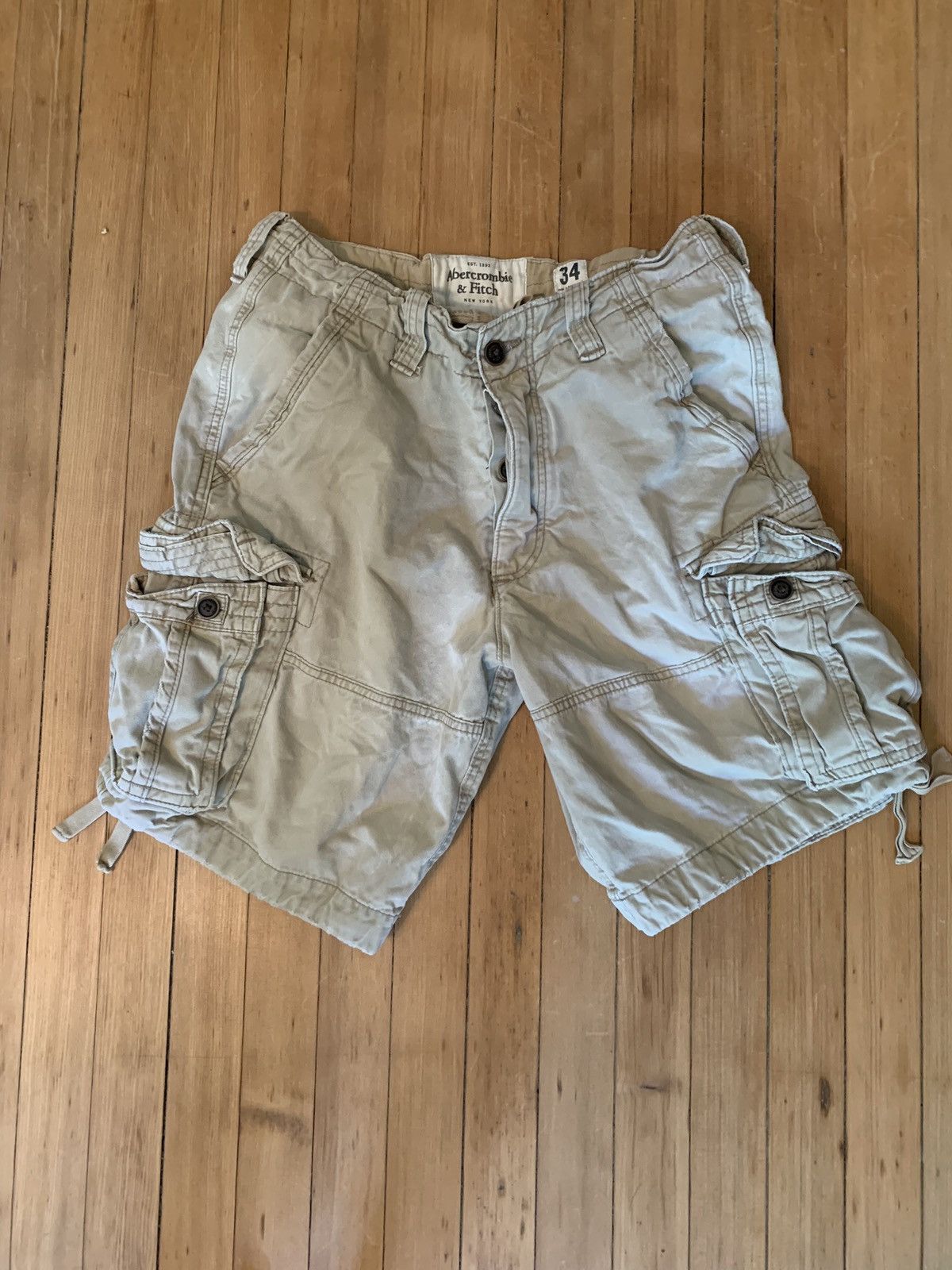 A&f hot sale cargo shorts