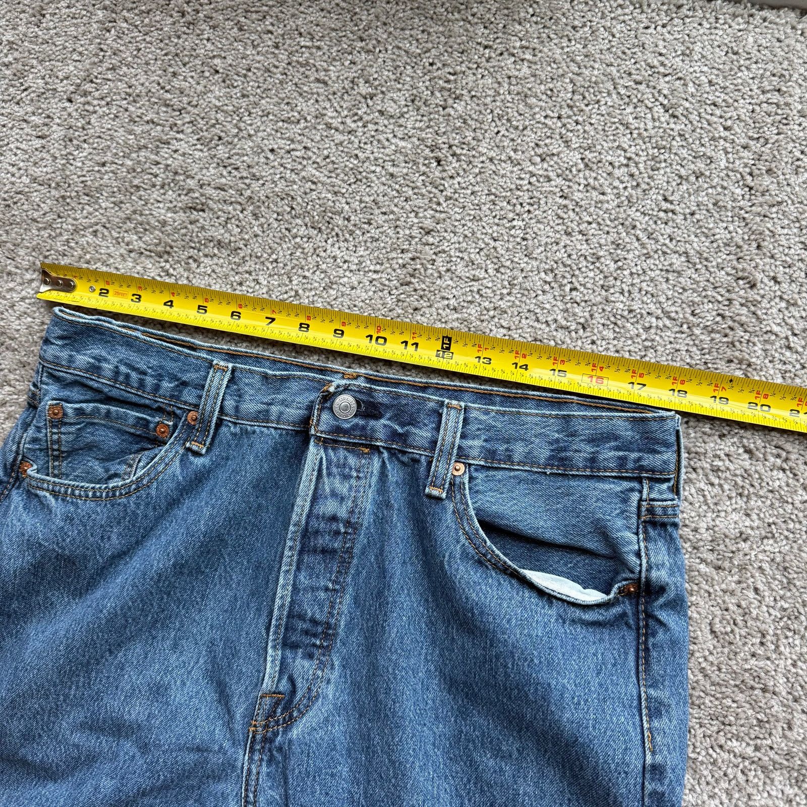 Levi's Vintage Levis 501 Blue Denim Jeans Mens 36x32 Casual Fit Size US 36 / EU 52 - 6 Thumbnail