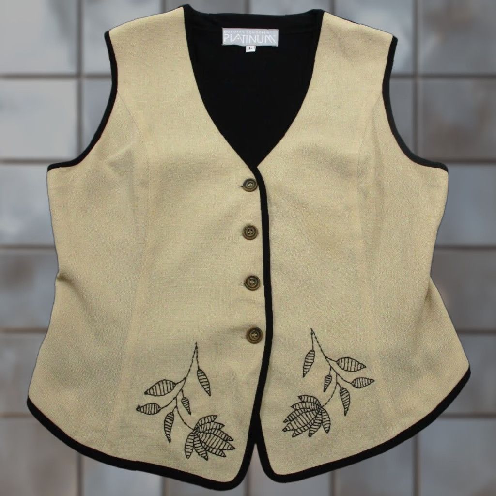 Vintage Dorothy Schoelen Platinum Vest Womens Large USA MADE Embroidered Vest Ivory 1980s Nylon Wearable Art Mens Womens Size L / US 10 / IT 46 - 1 Thumbnail