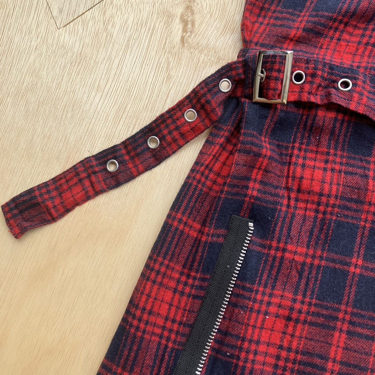 If Six Was Nine × Japanese Brand × Punk and Yo ROMWE MAD PUNK FLANNEL RED CHECK PANTS Size US 31 - 3 Thumbnail