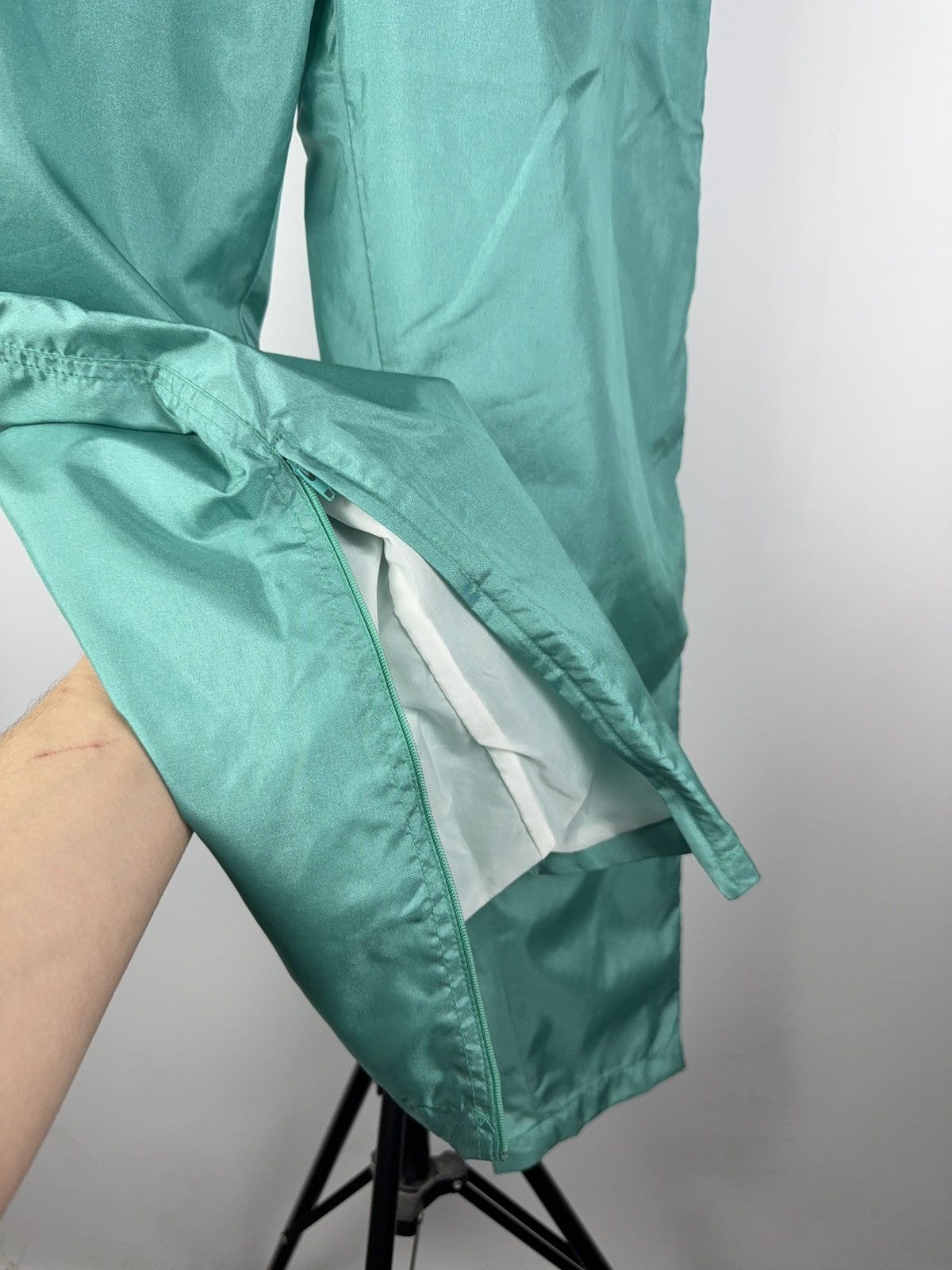 Adidas × Vintage Vintage 90s Adidas Originals Nylon Track Pants Size US 32 / EU 48 - 3 Thumbnail