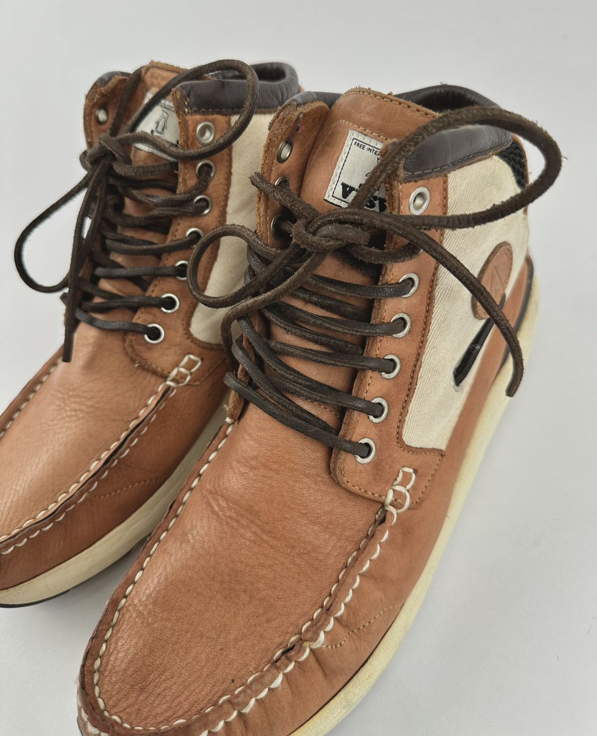 Visvim Visvim - High-top Leather Sneaker Size US 8 / EU 41 - 4 Thumbnail